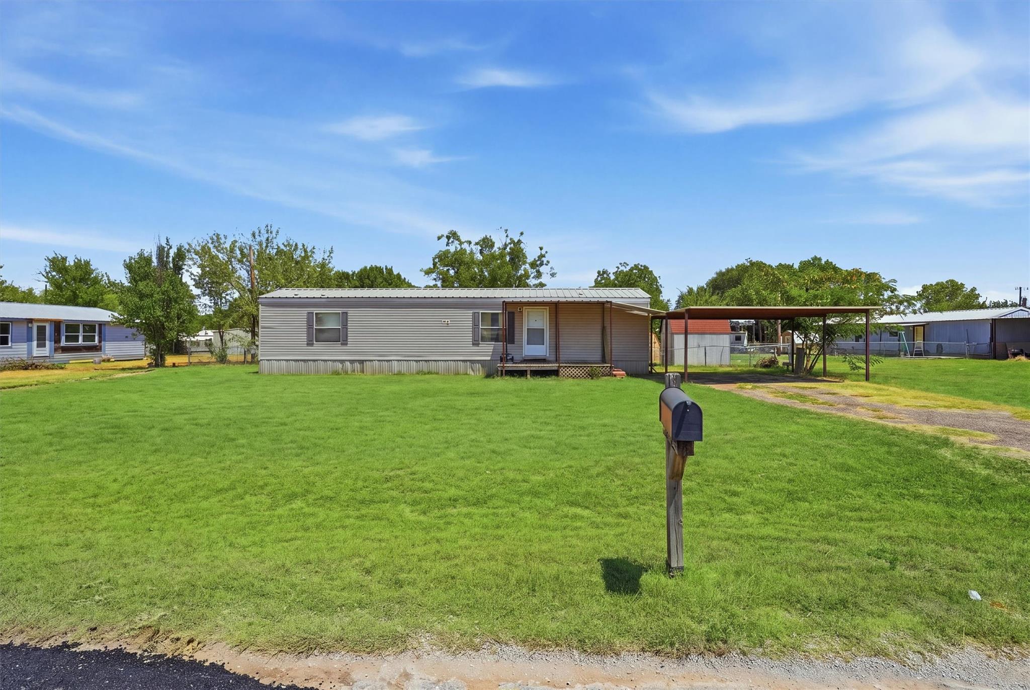 main property photo 4