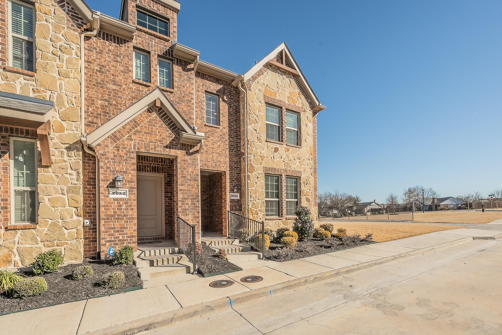 main property photo 34