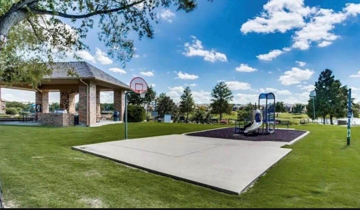 main property photo 30