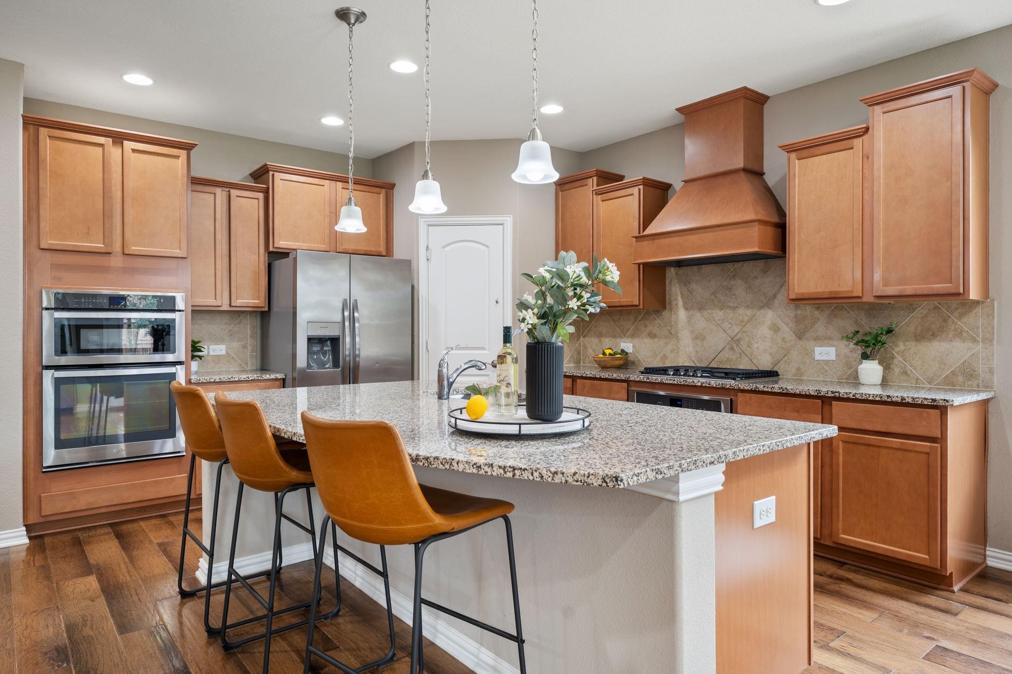 main property photo 5