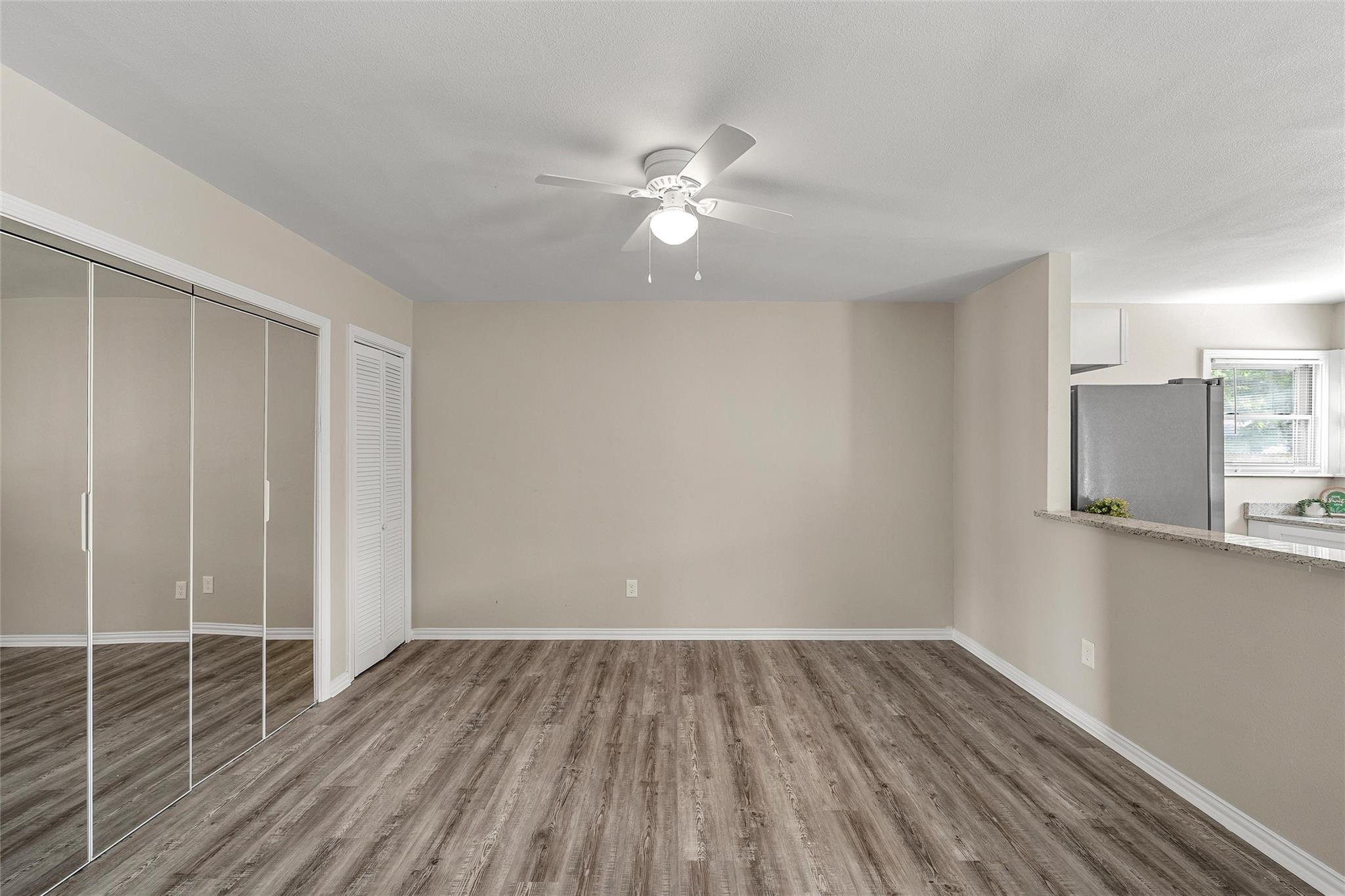 property viewer photo 8