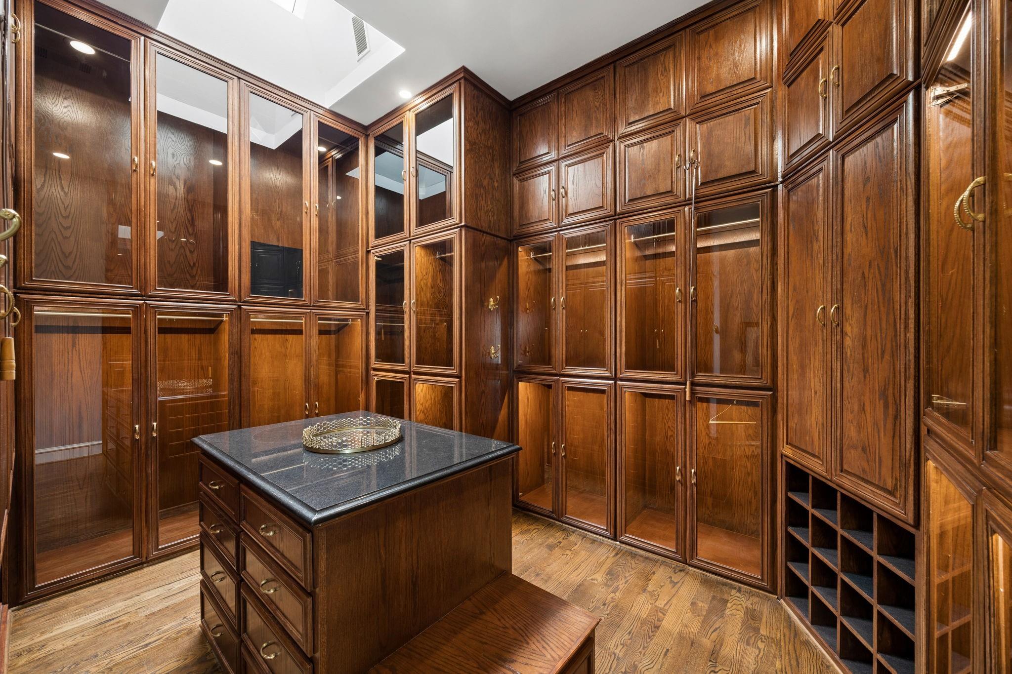 main property photo 16