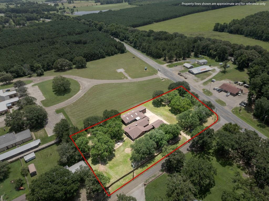 main property photo 32