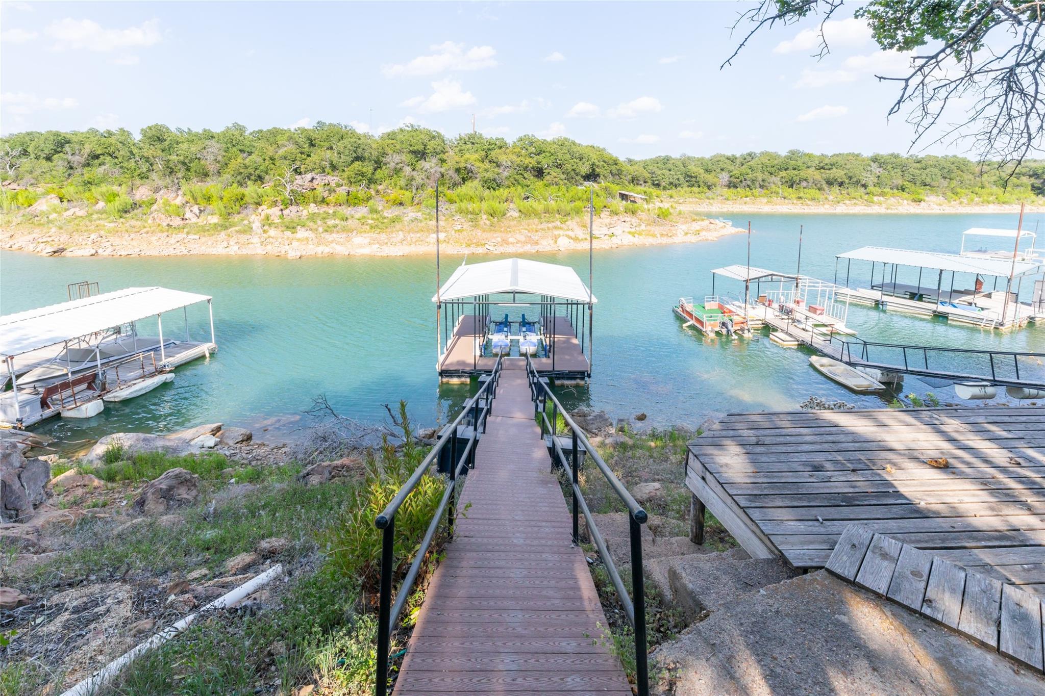main property photo 26
