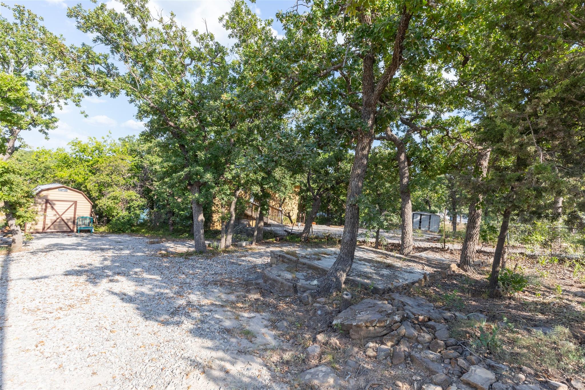 main property photo 31