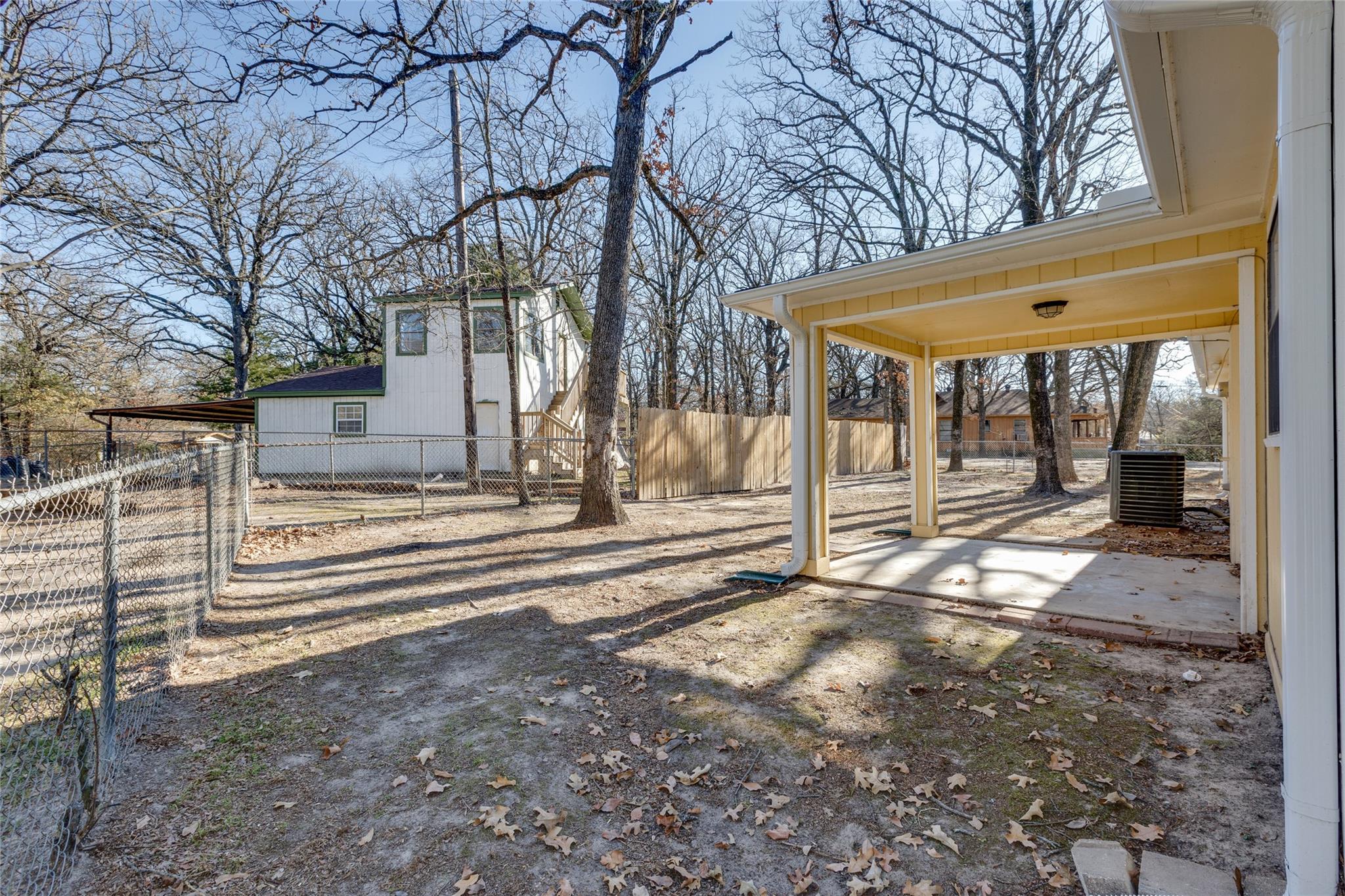main property photo 20