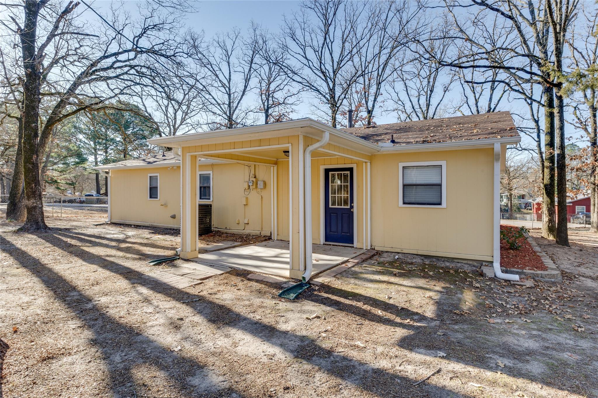 main property photo 23