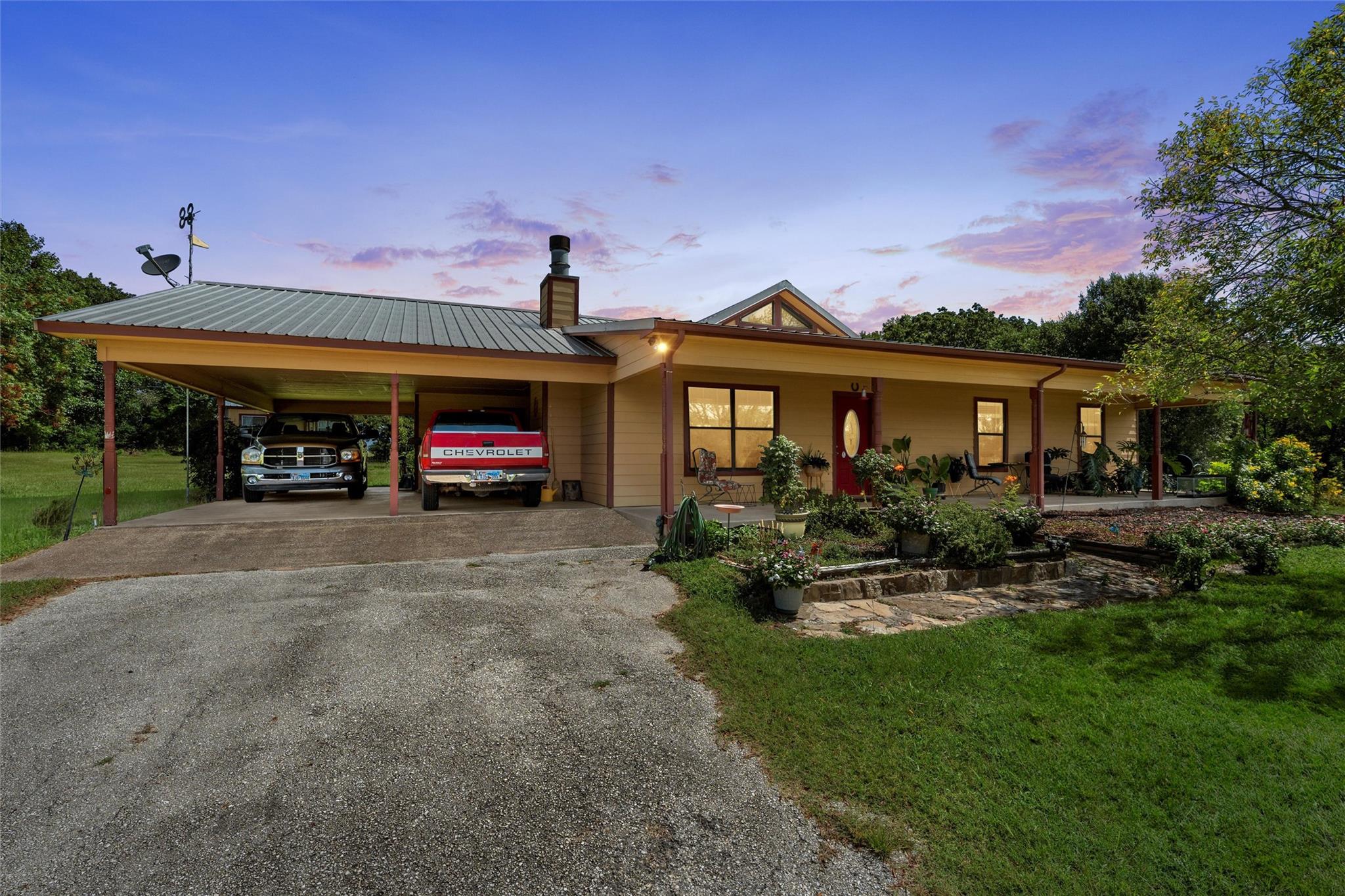 main property photo 39