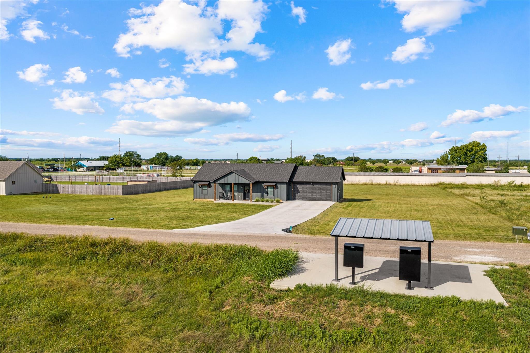 main property photo 32