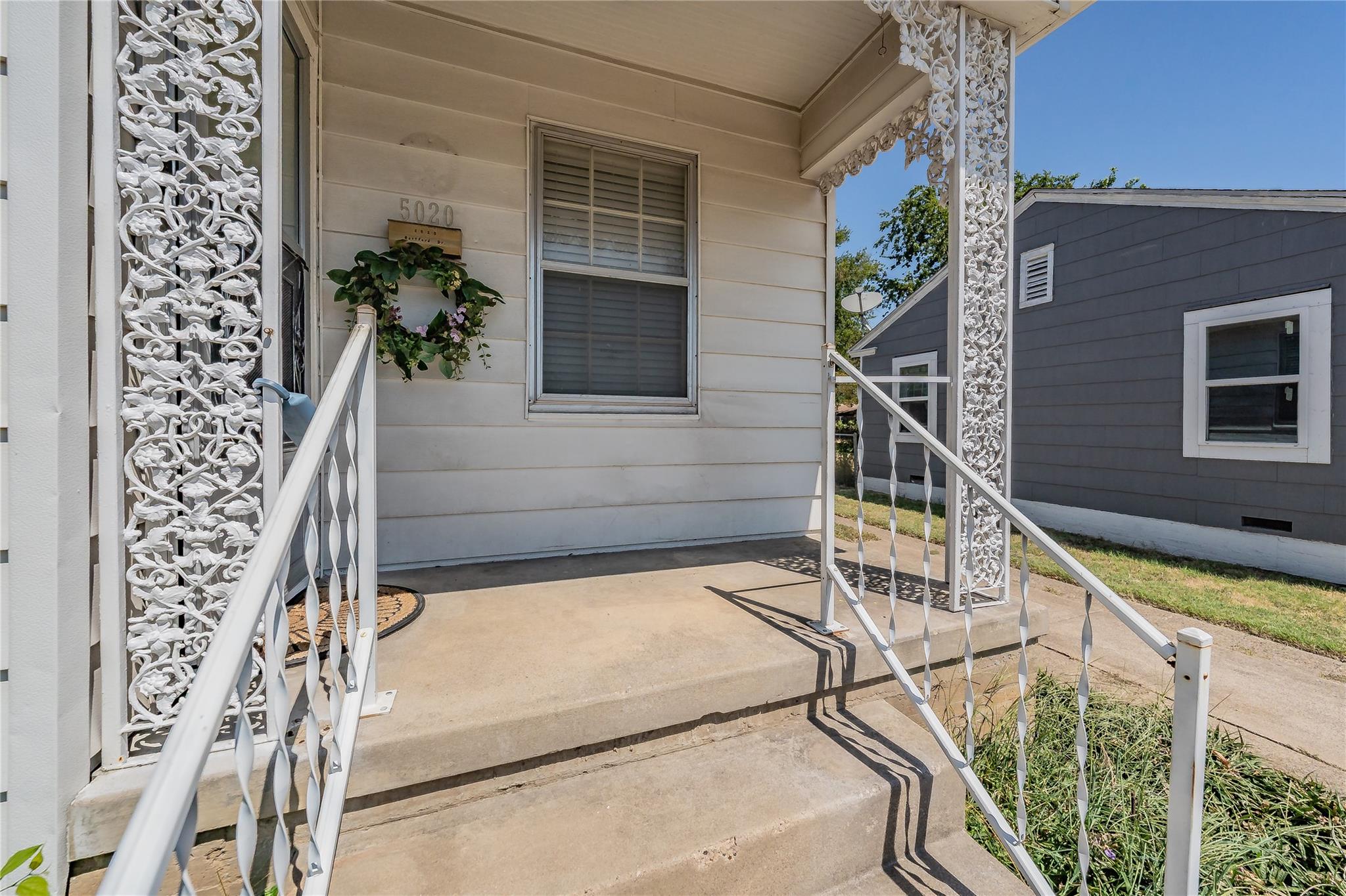 main property photo 13