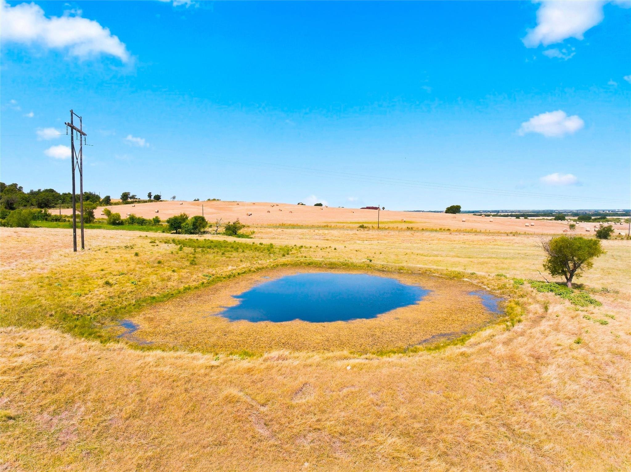 main property photo 11