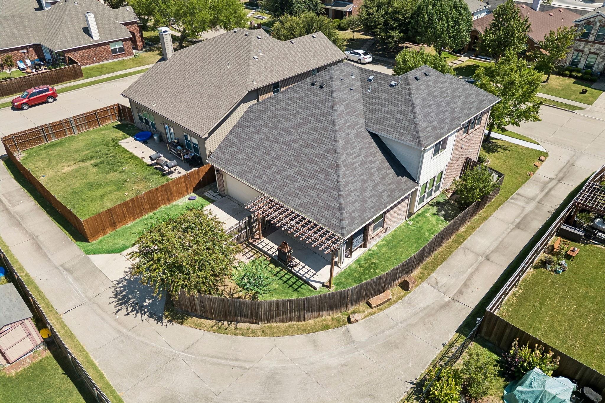 main property photo 33
