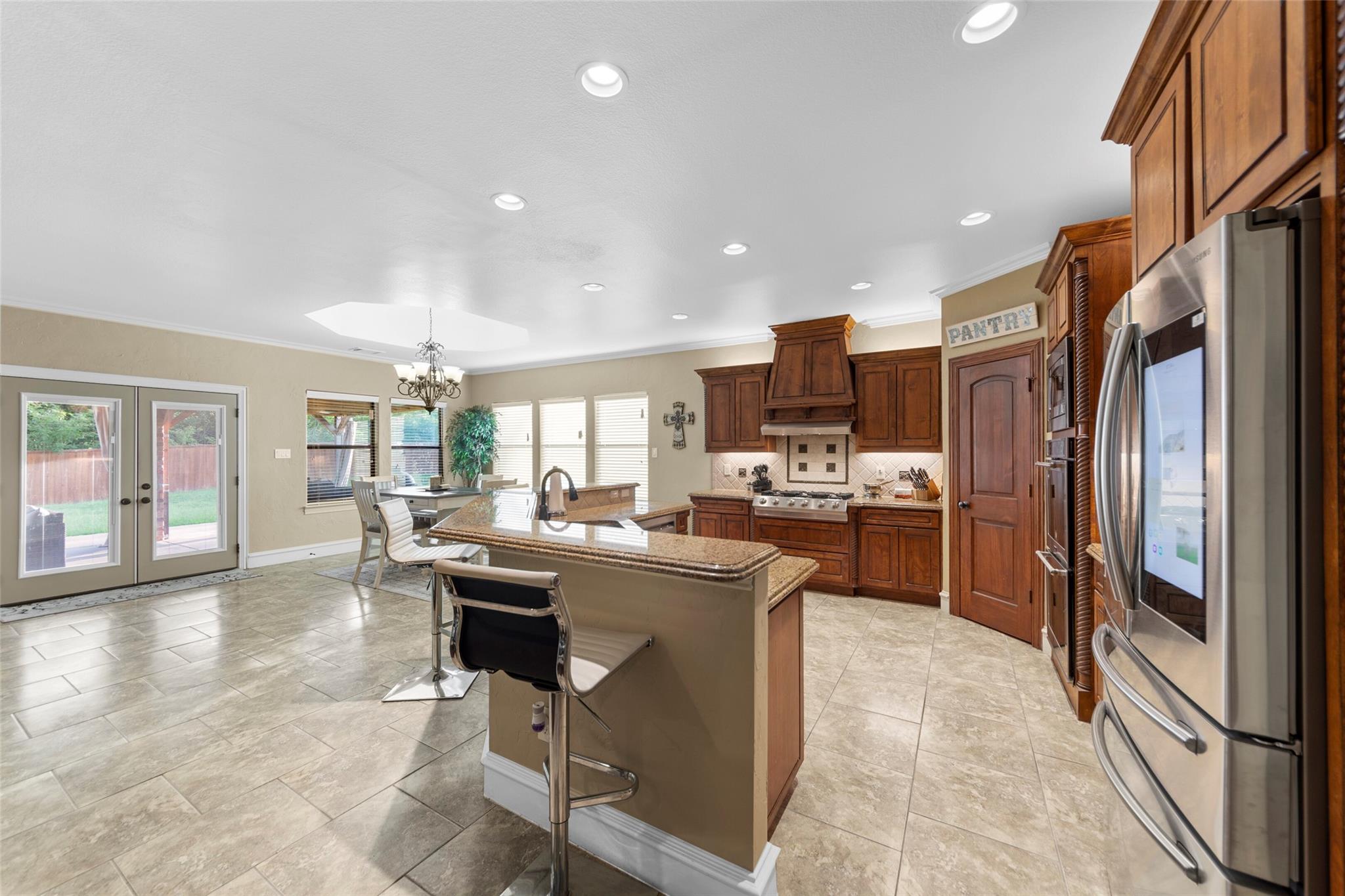 main property photo 20