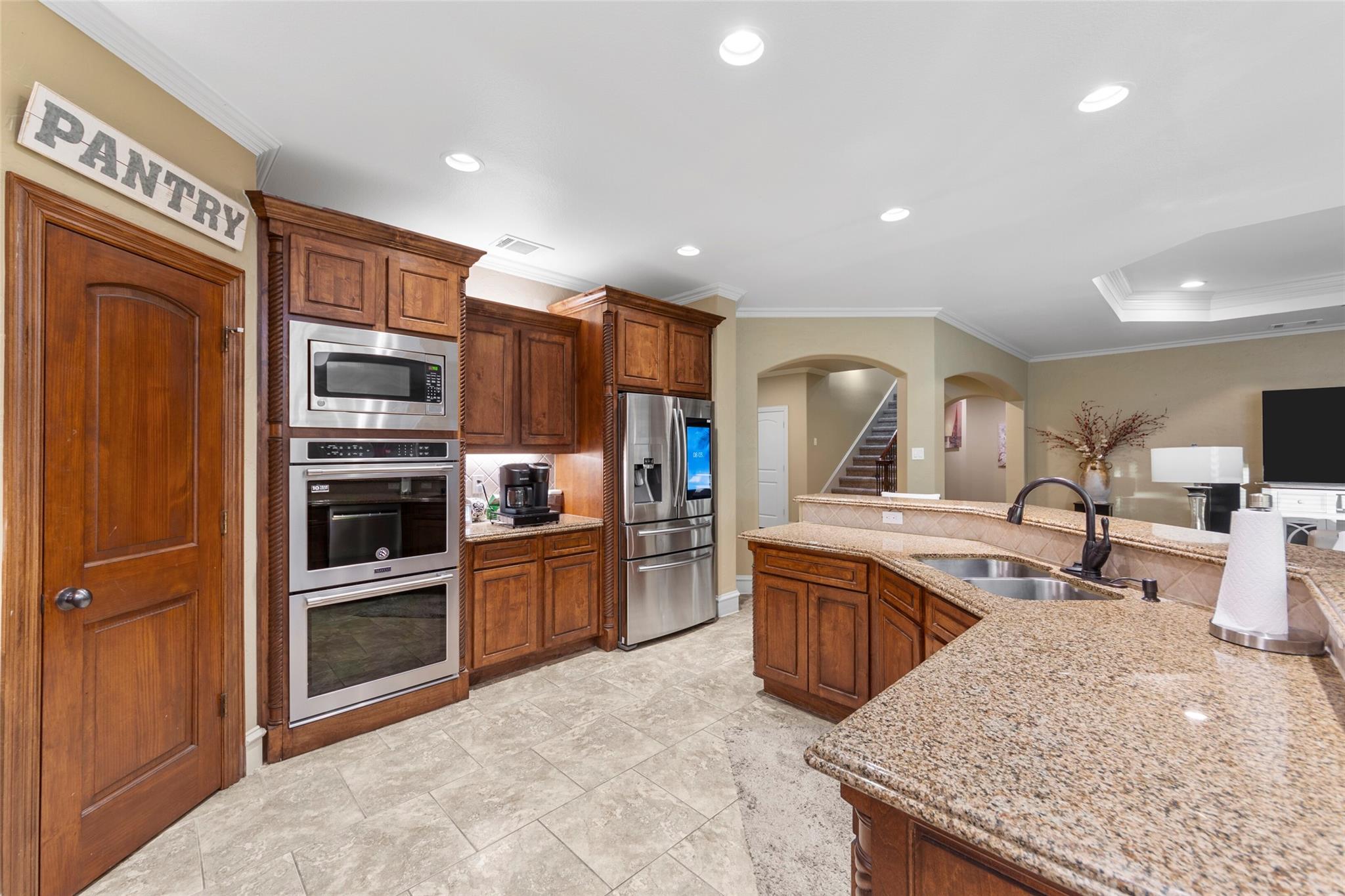 main property photo 37