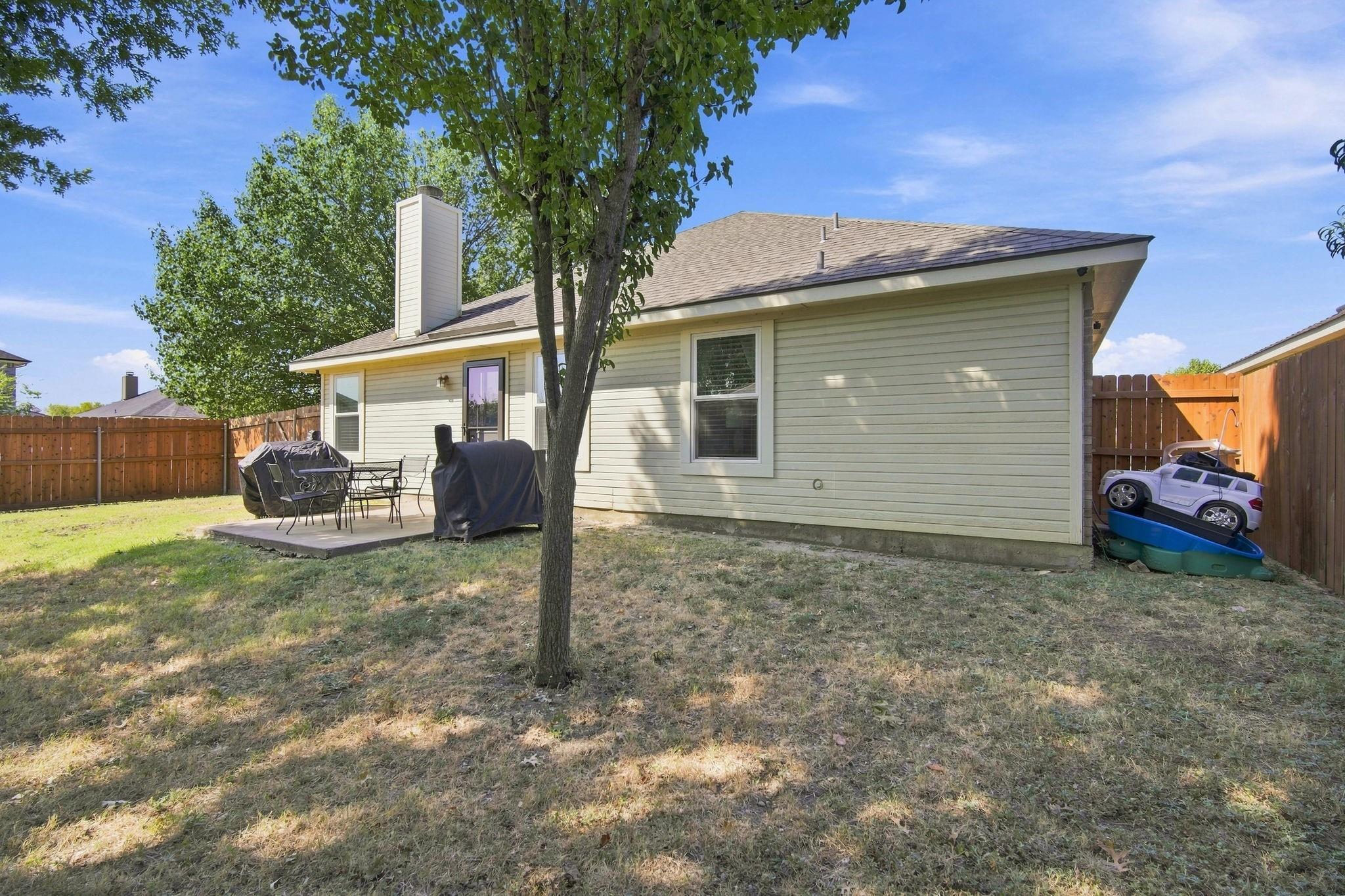 main property photo 4
