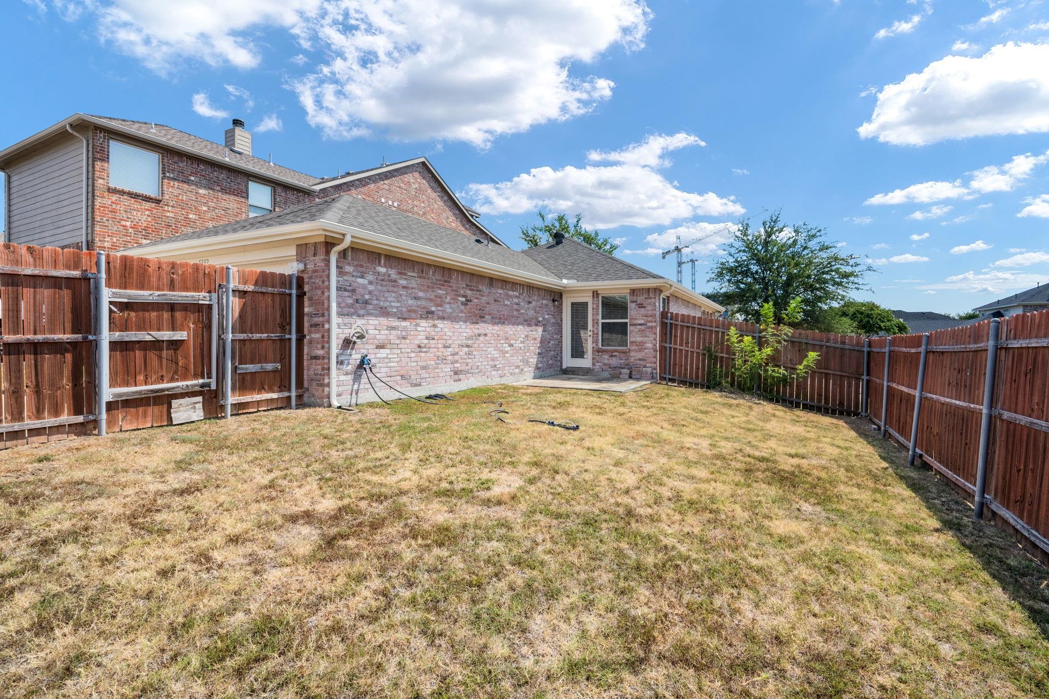 main property photo 17