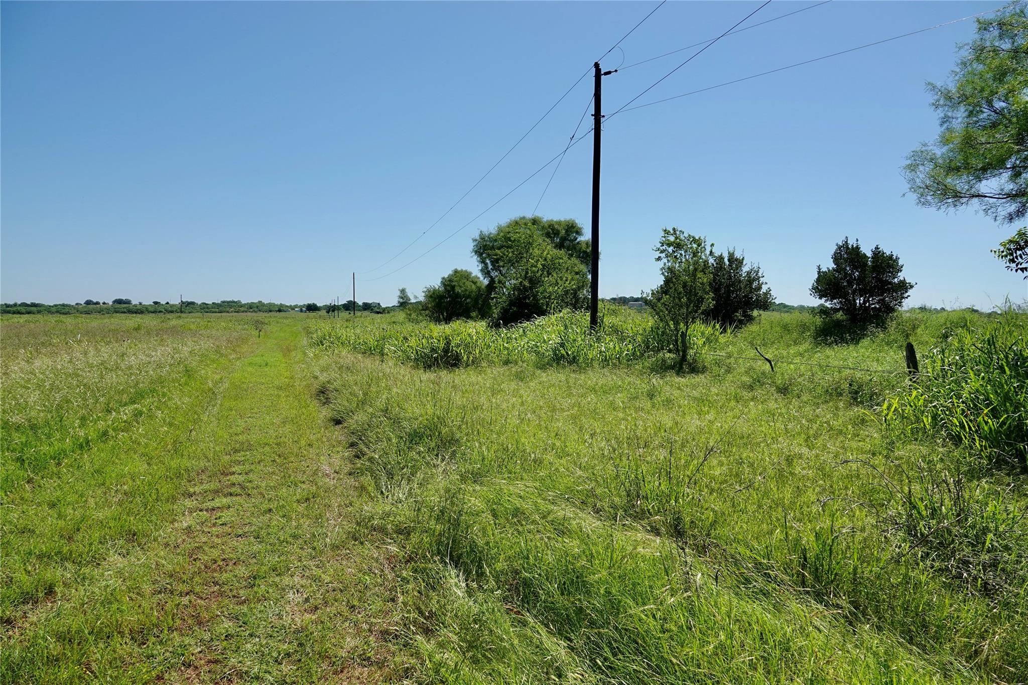 main property photo 37