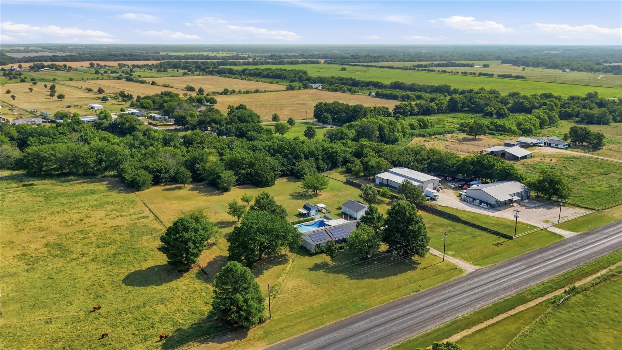 main property photo 36