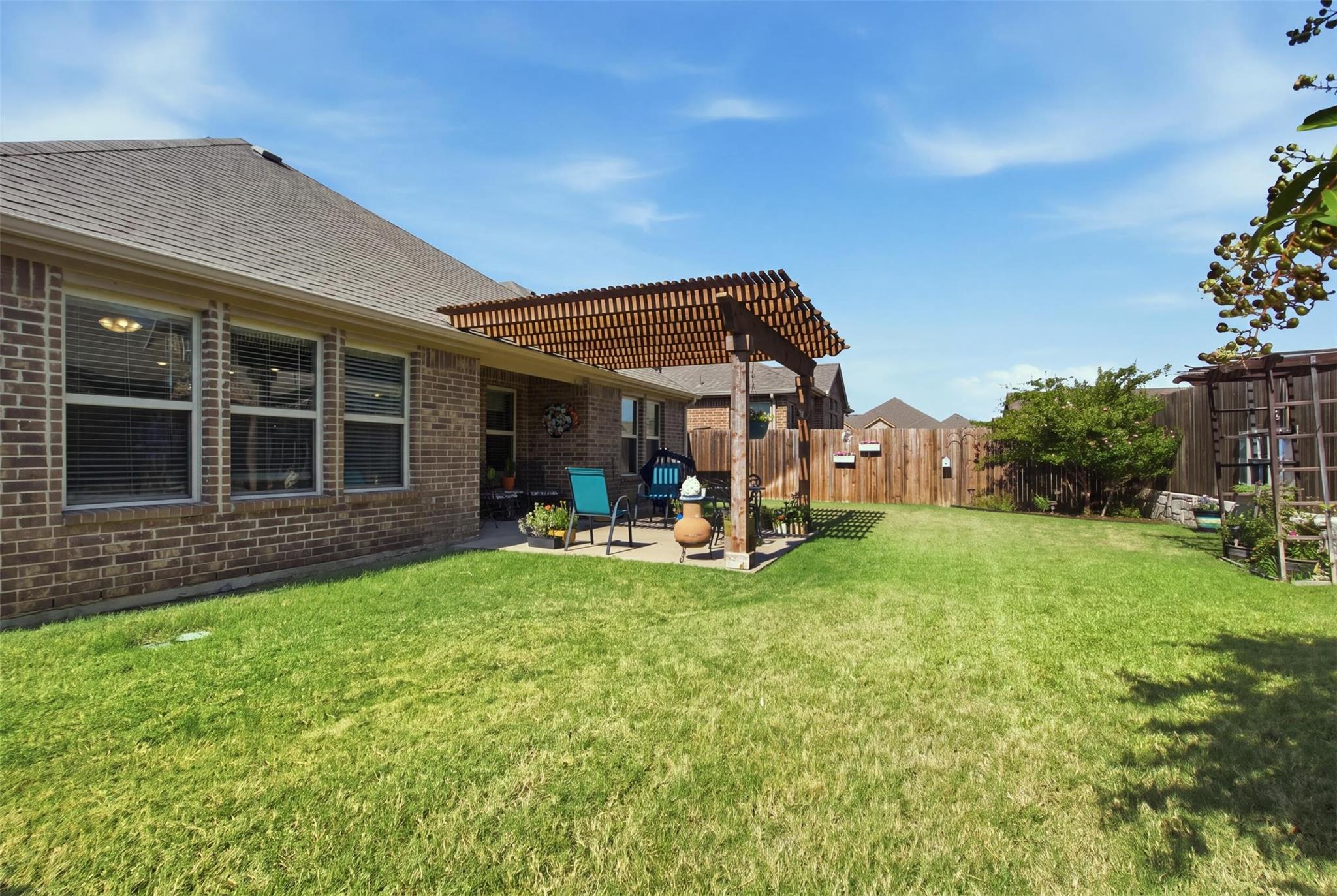 main property photo 29