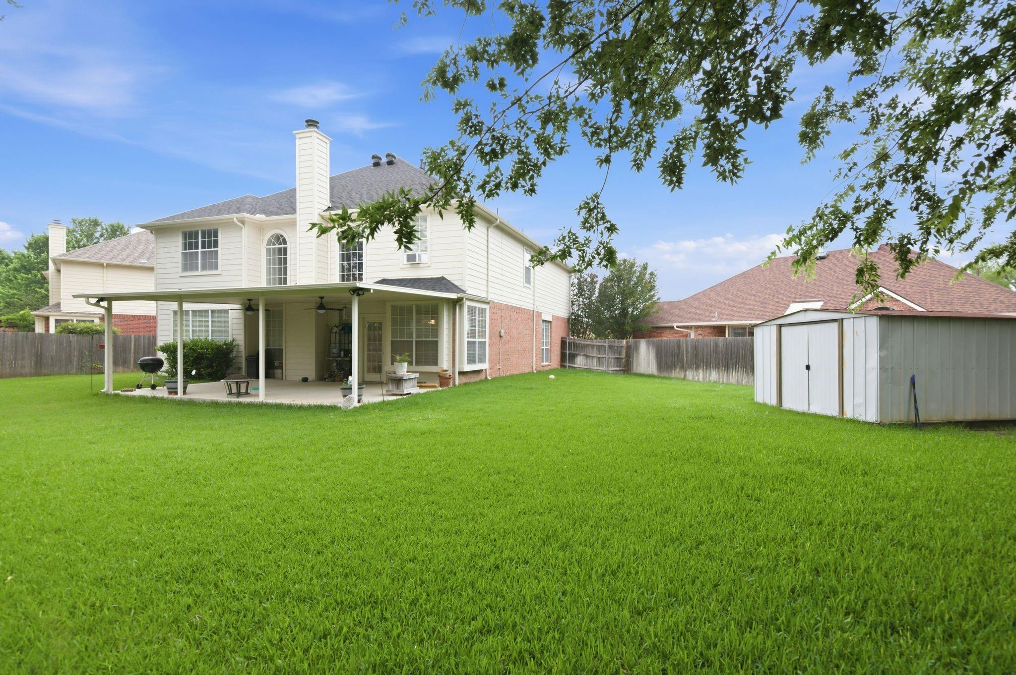 main property photo 36