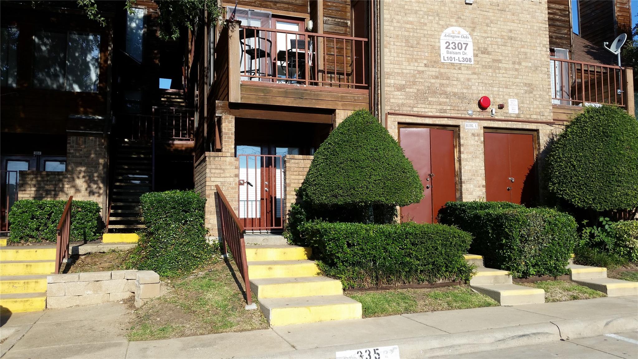 main property photo 2
