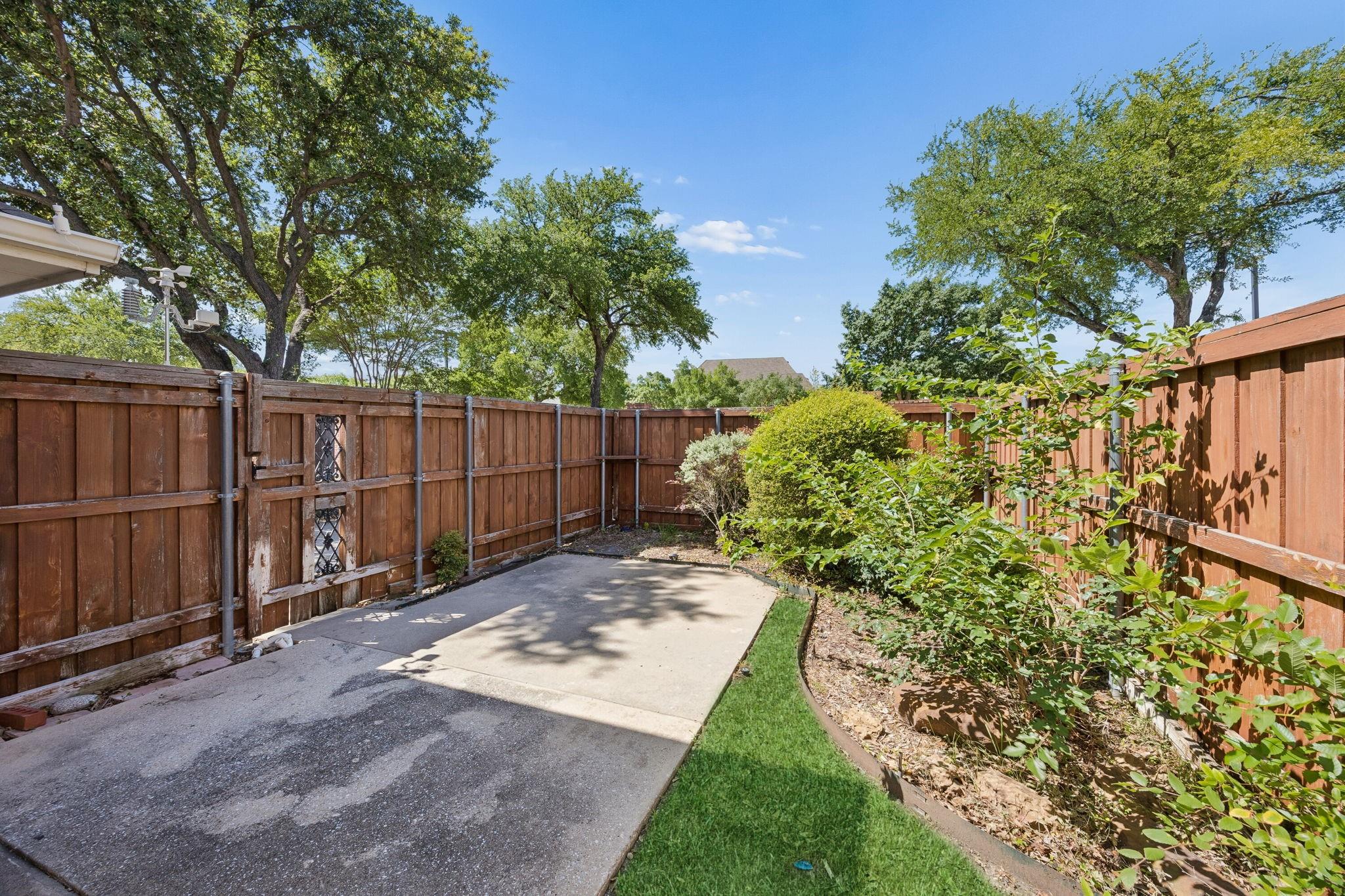 main property photo 27