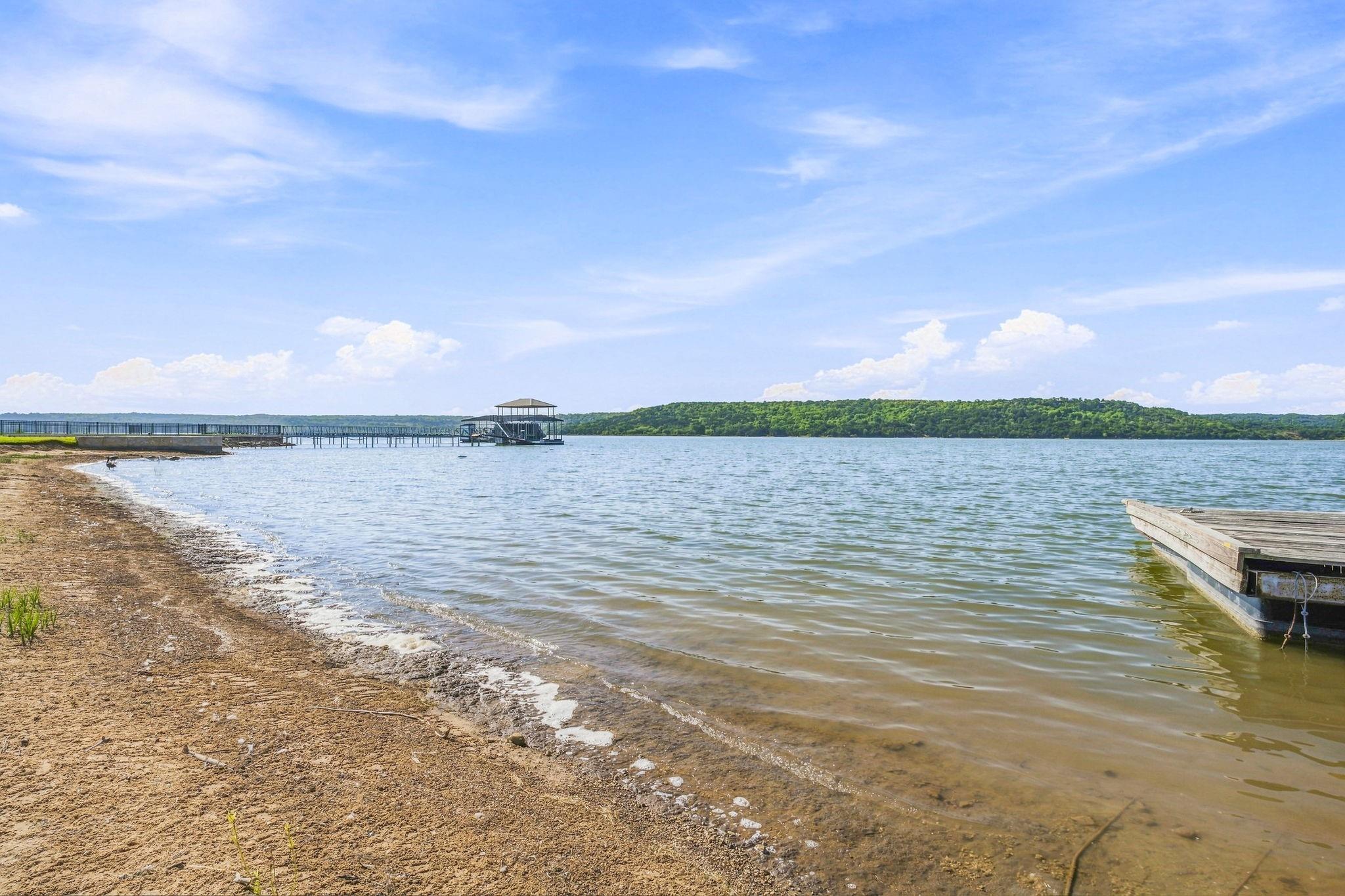 main property photo 19