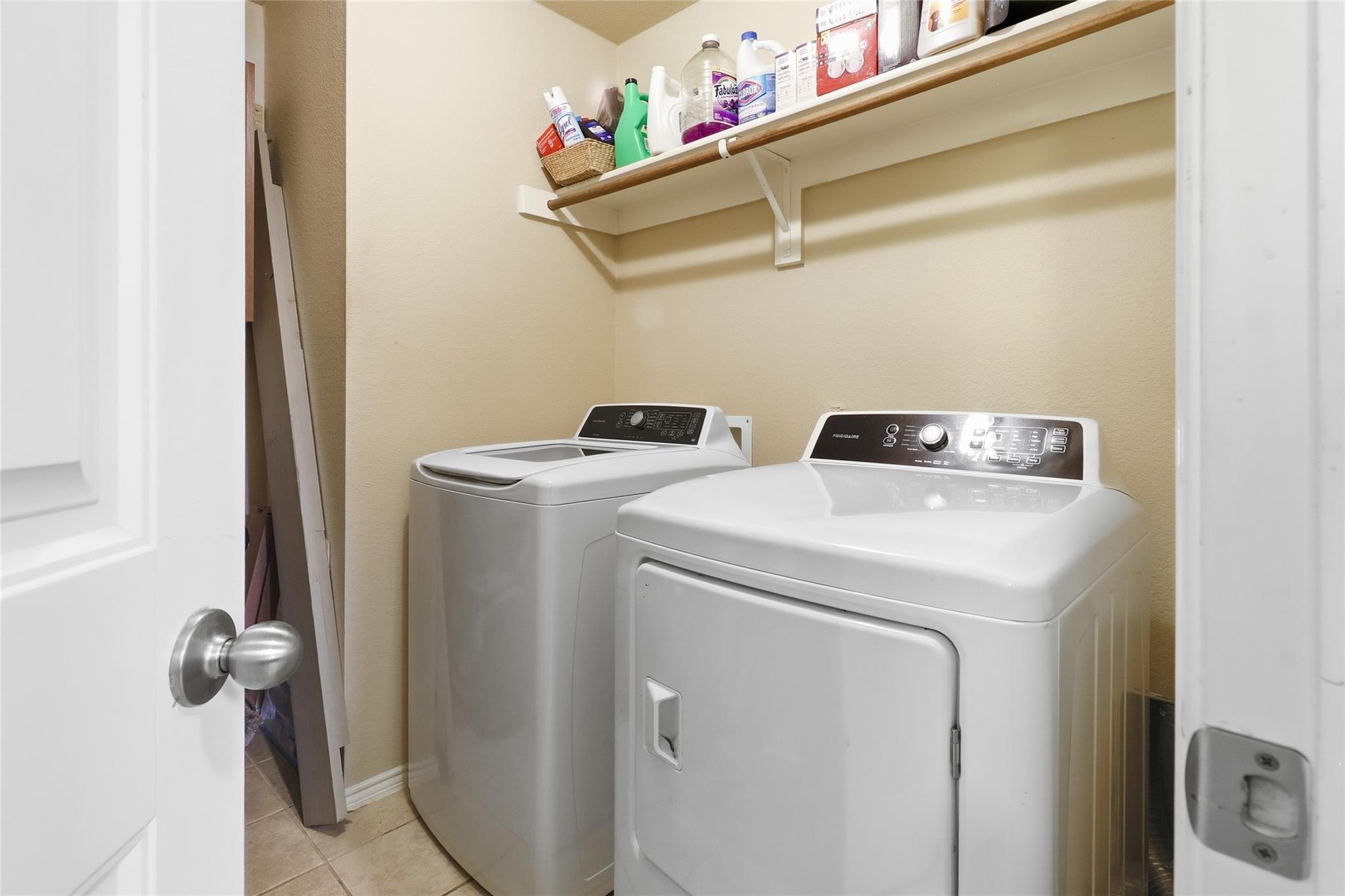 main property photo 11