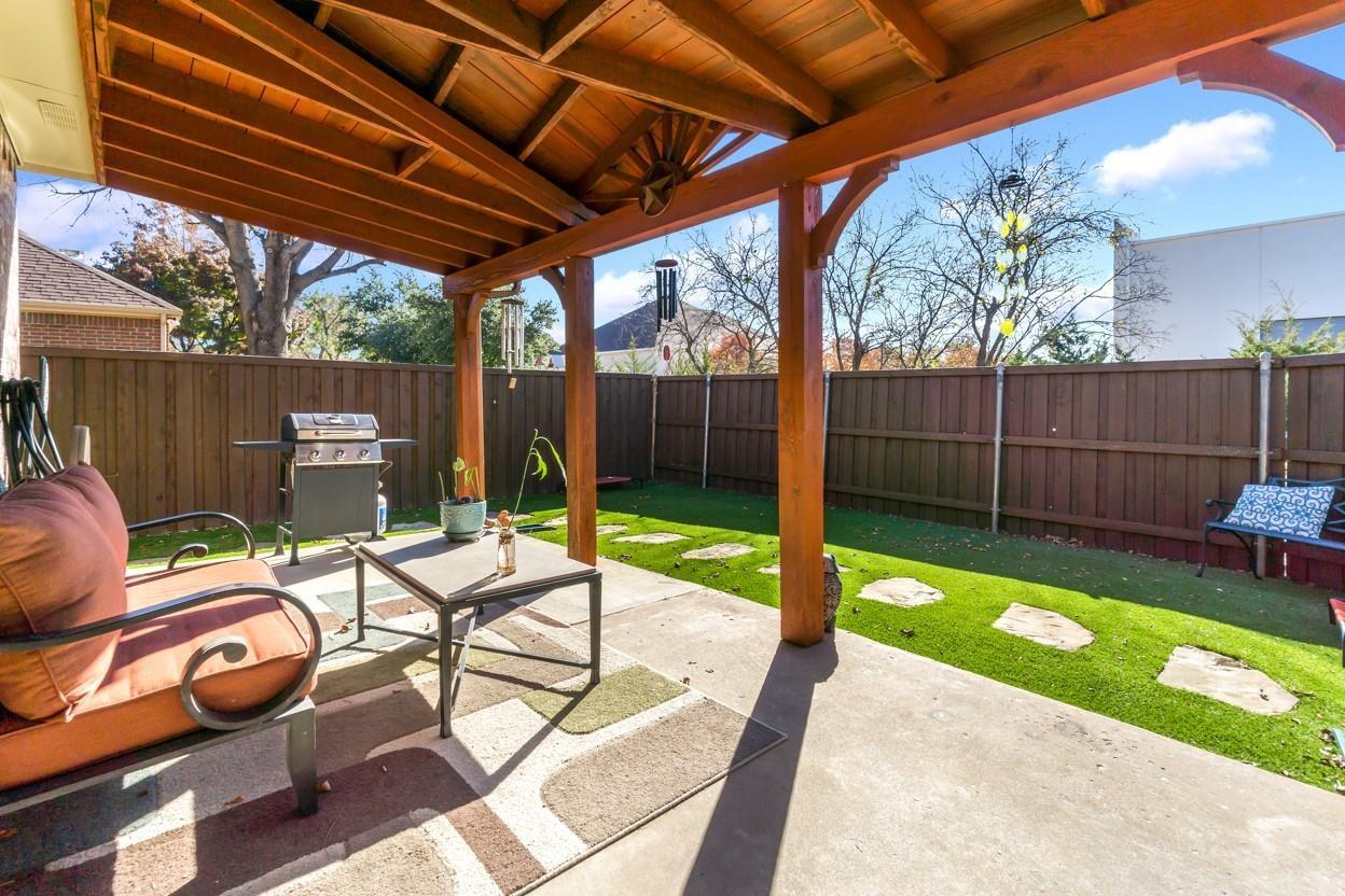main property photo 14