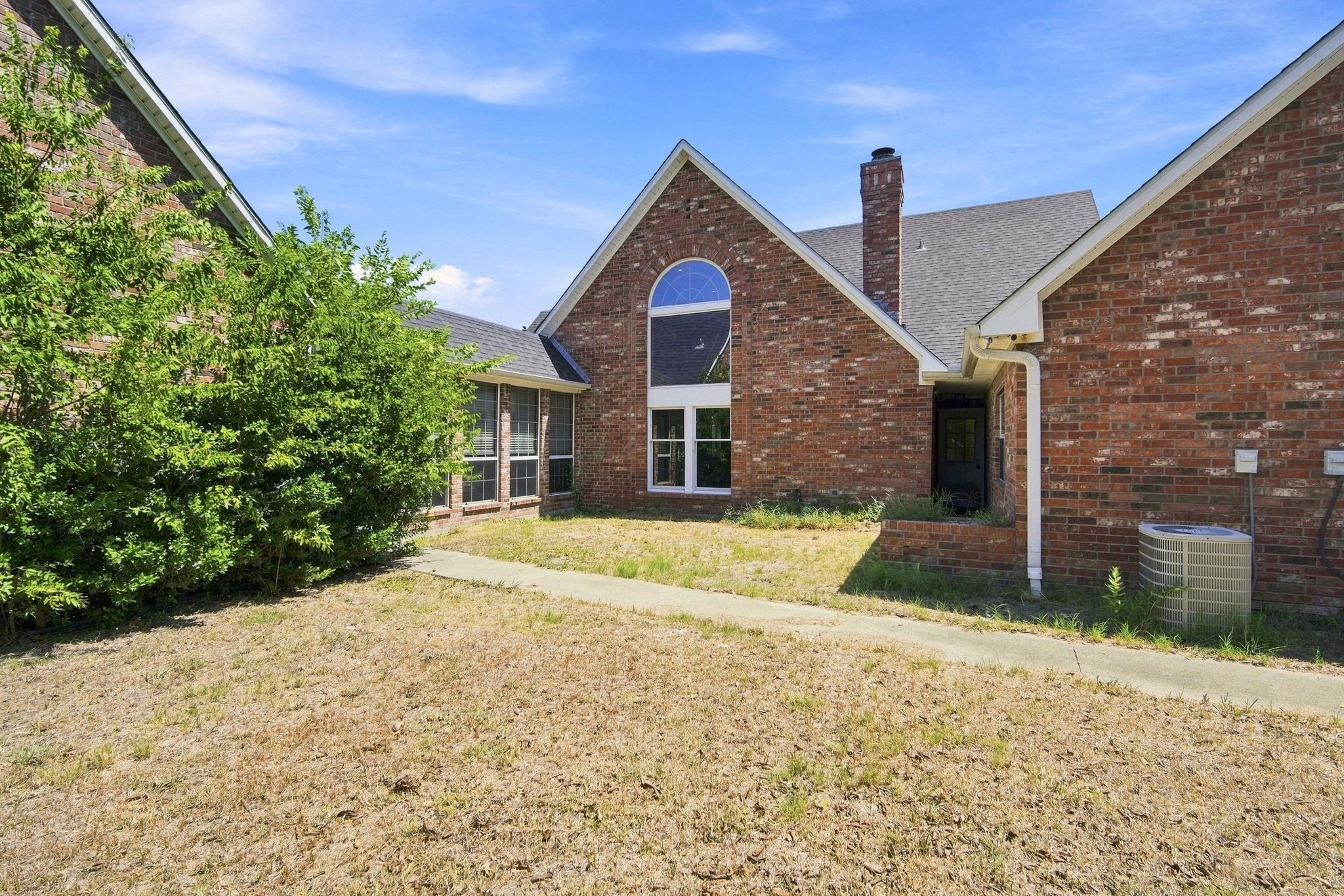 main property photo 31