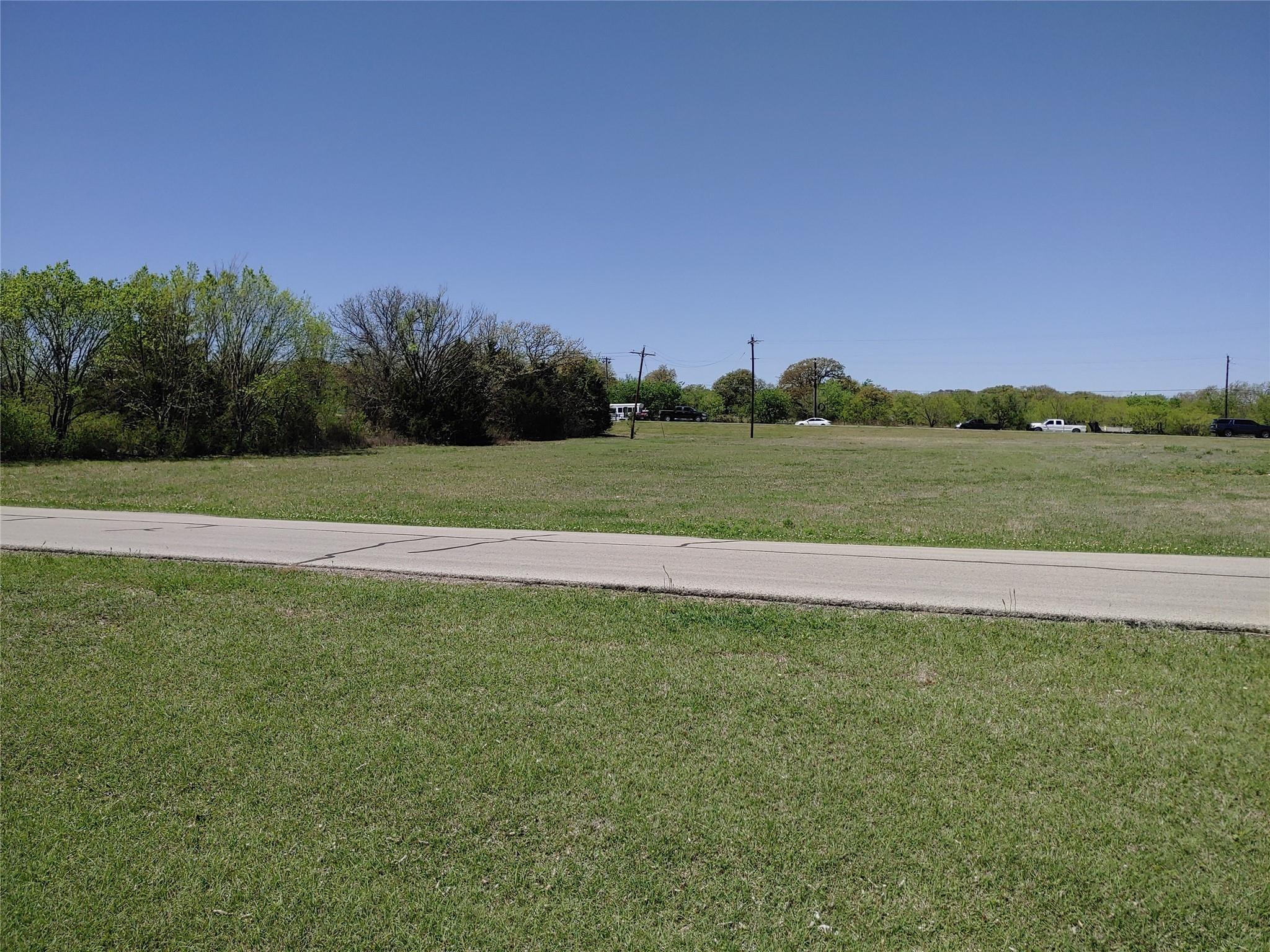 main property photo 4