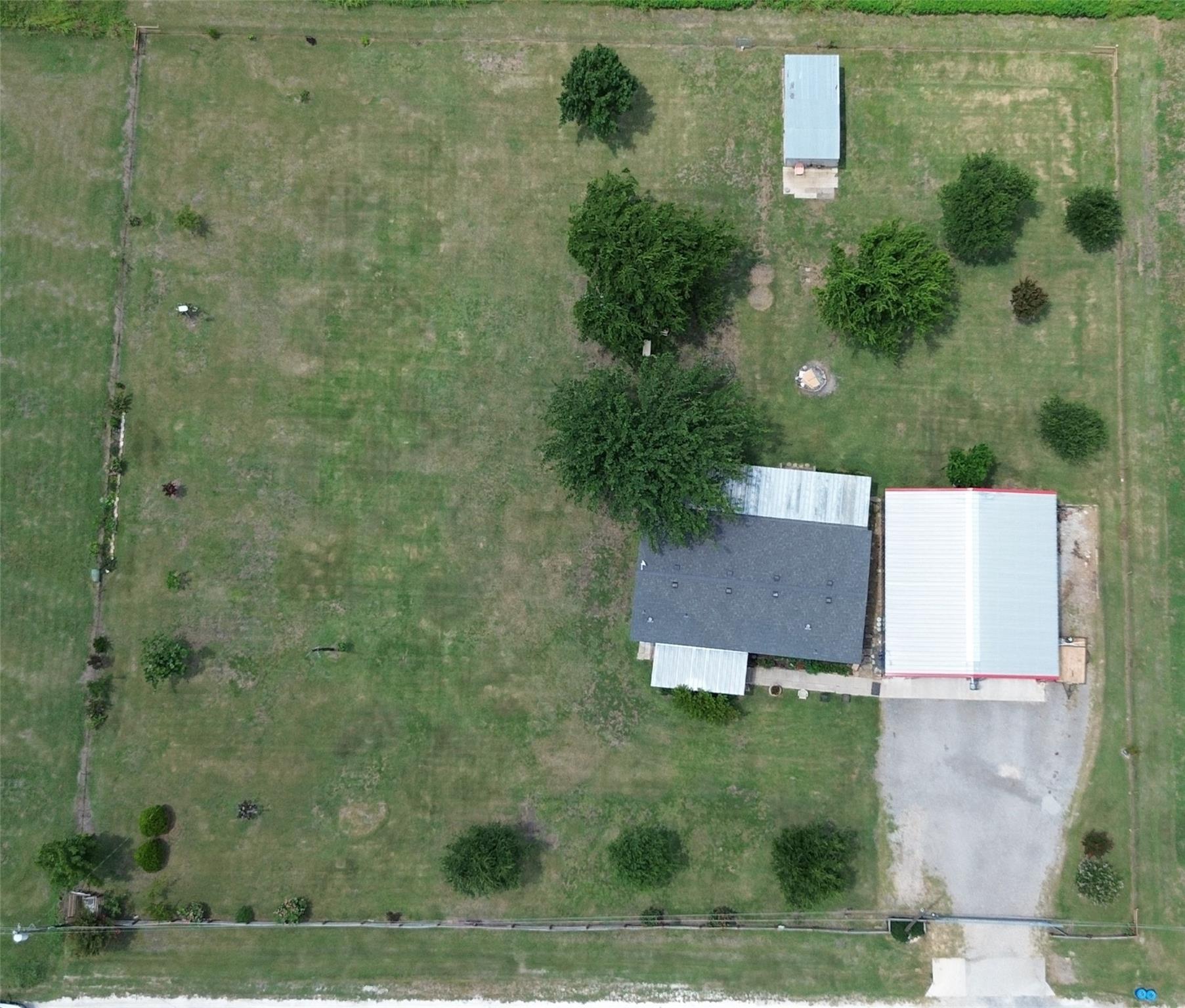 main property photo 39