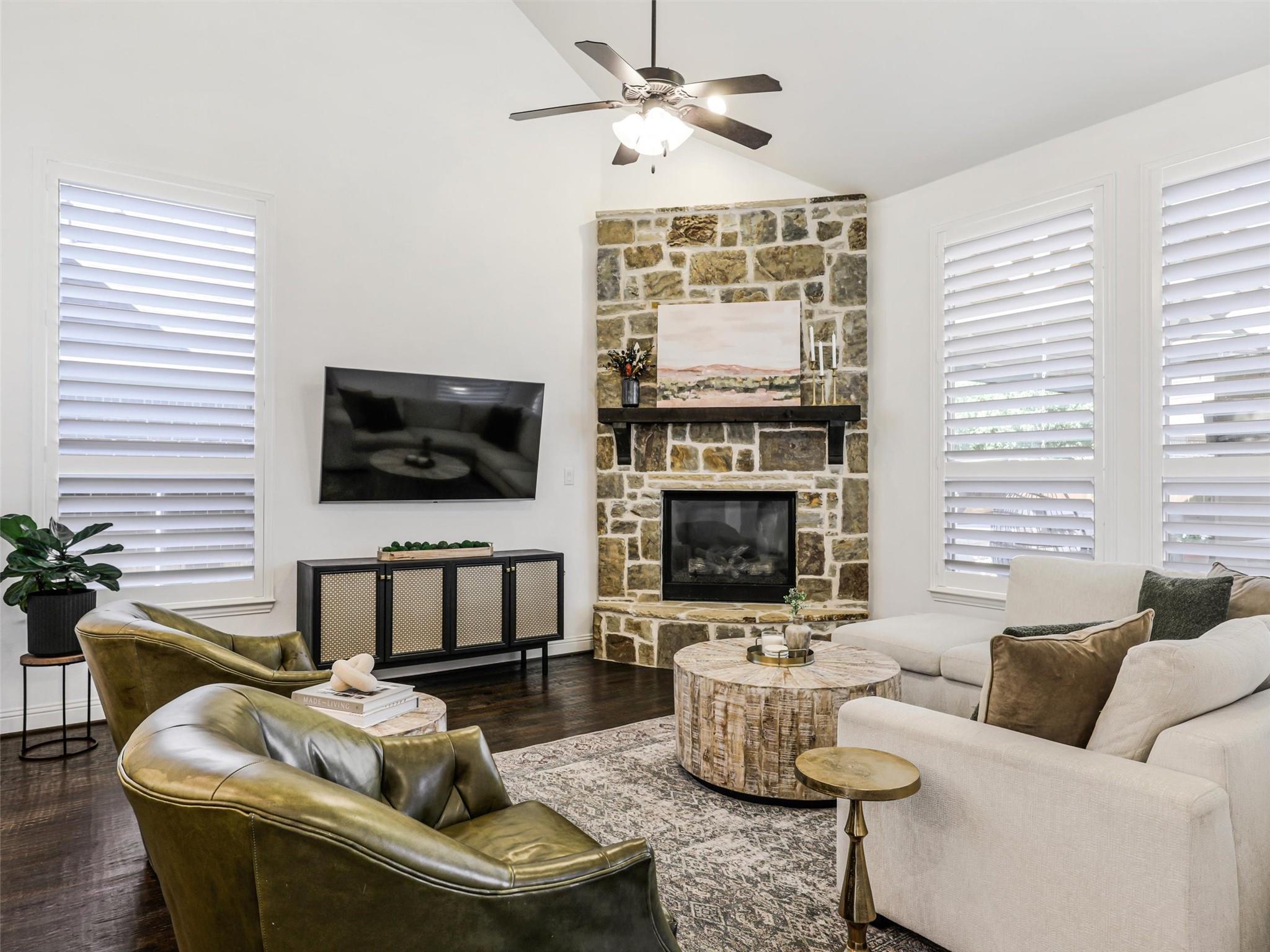 property viewer photo 11