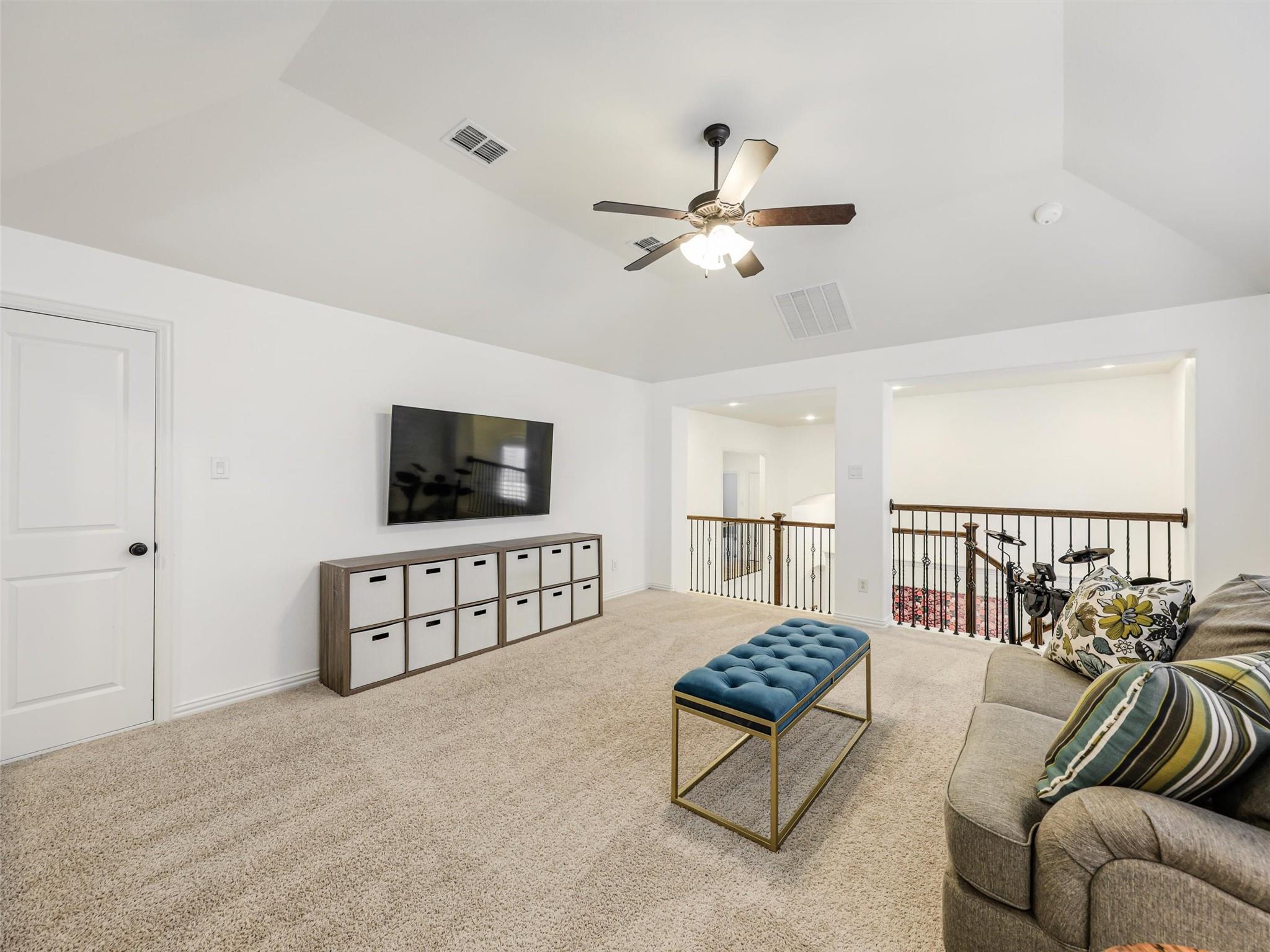 property viewer photo 24