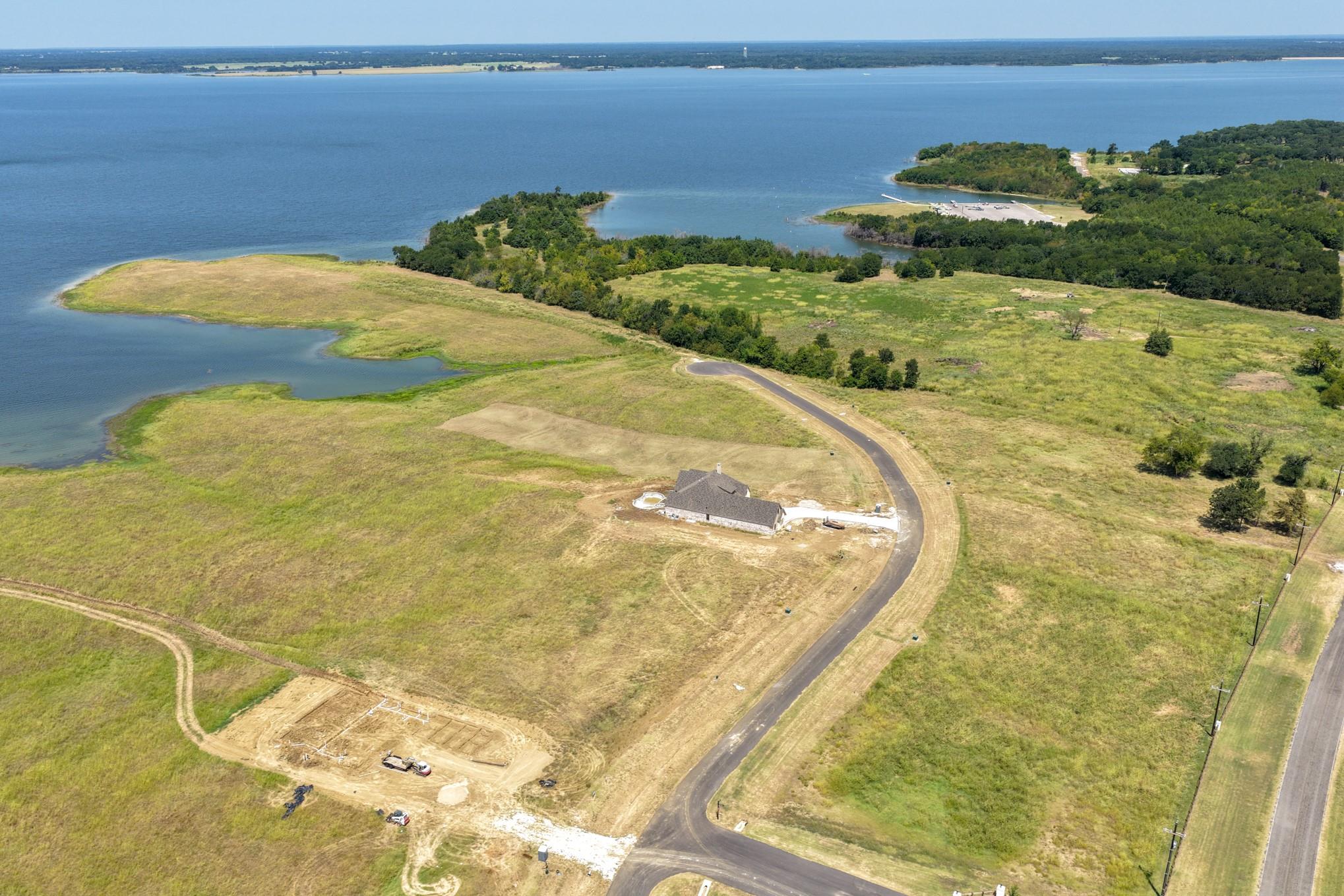 main property photo 19