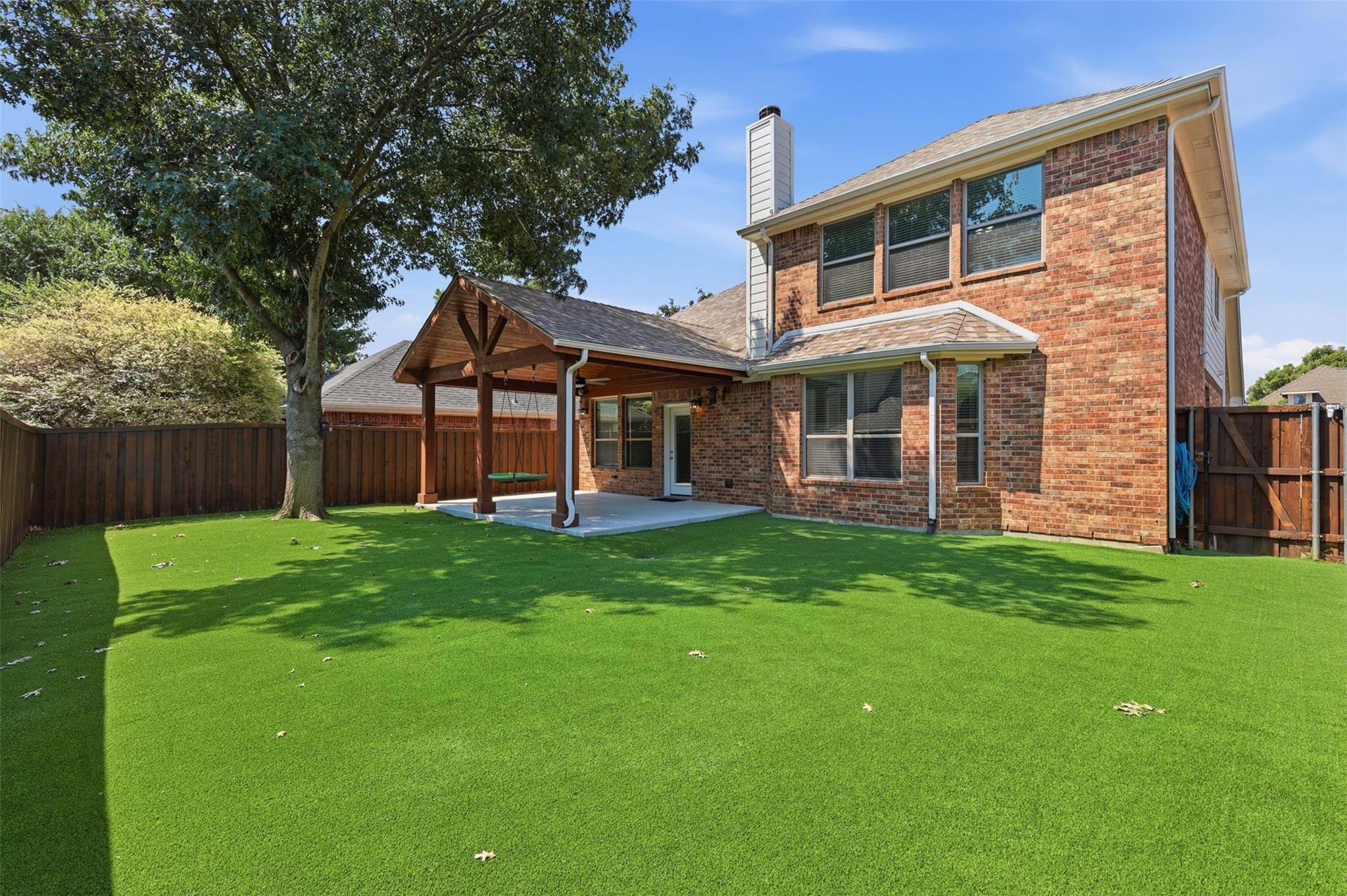 main property photo 25