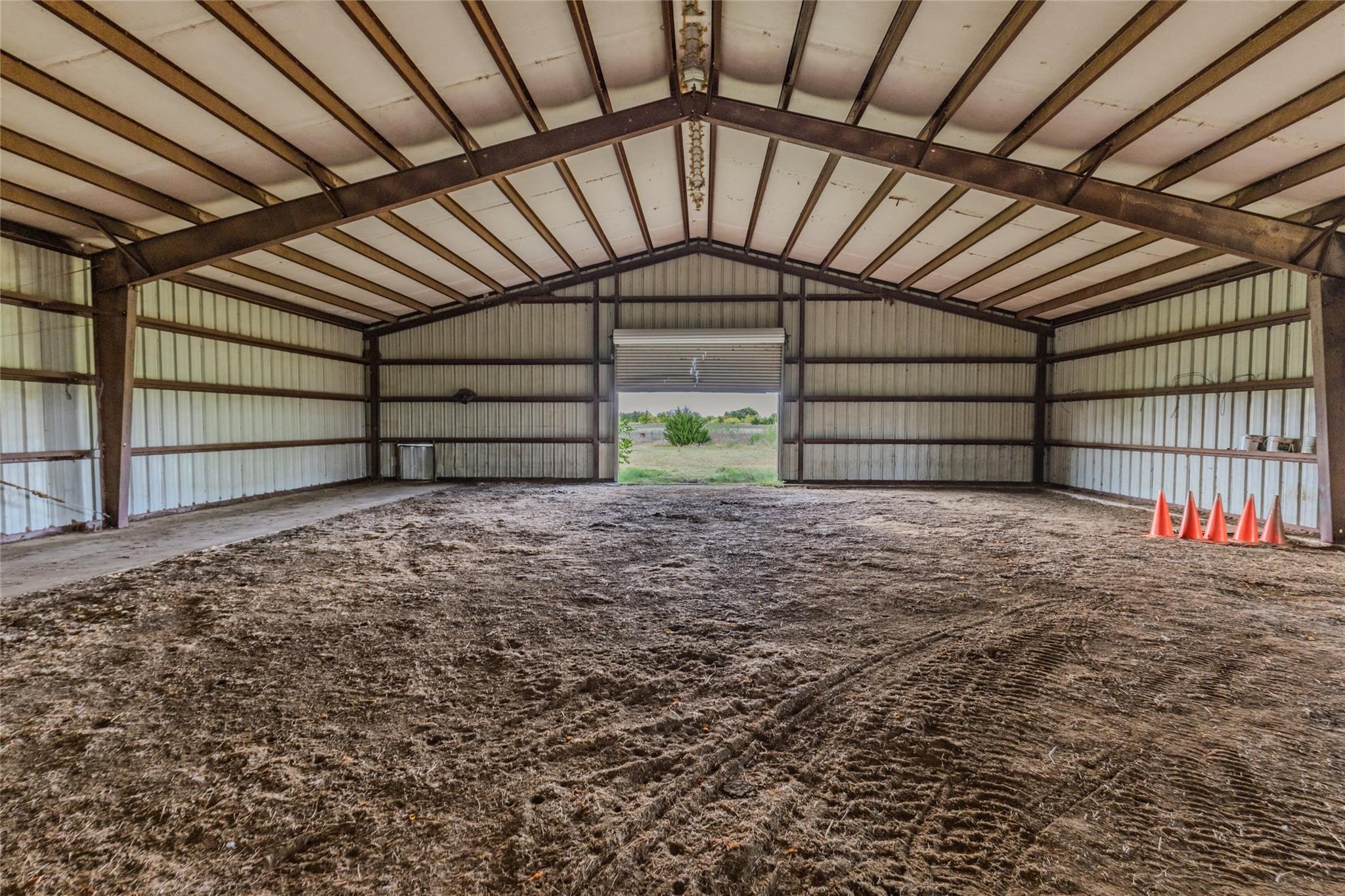 main property photo 37