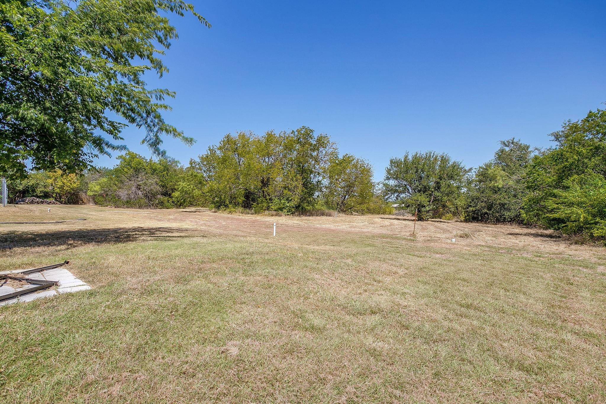 main property photo 24