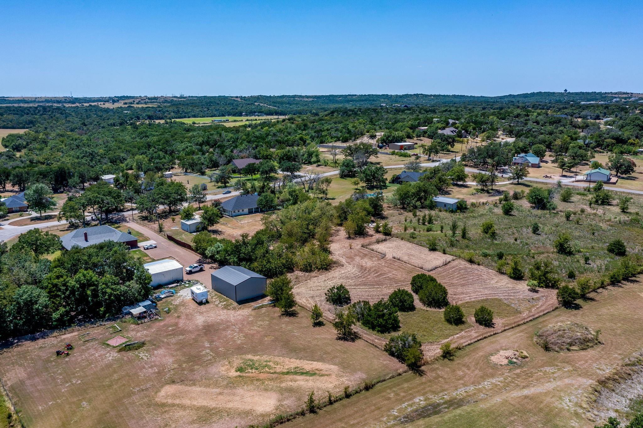 main property photo 33
