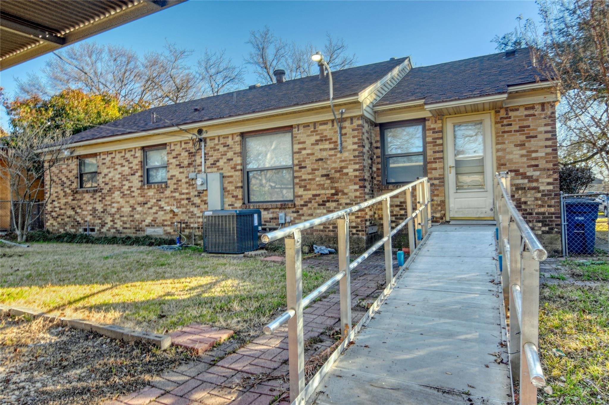 main property photo 24