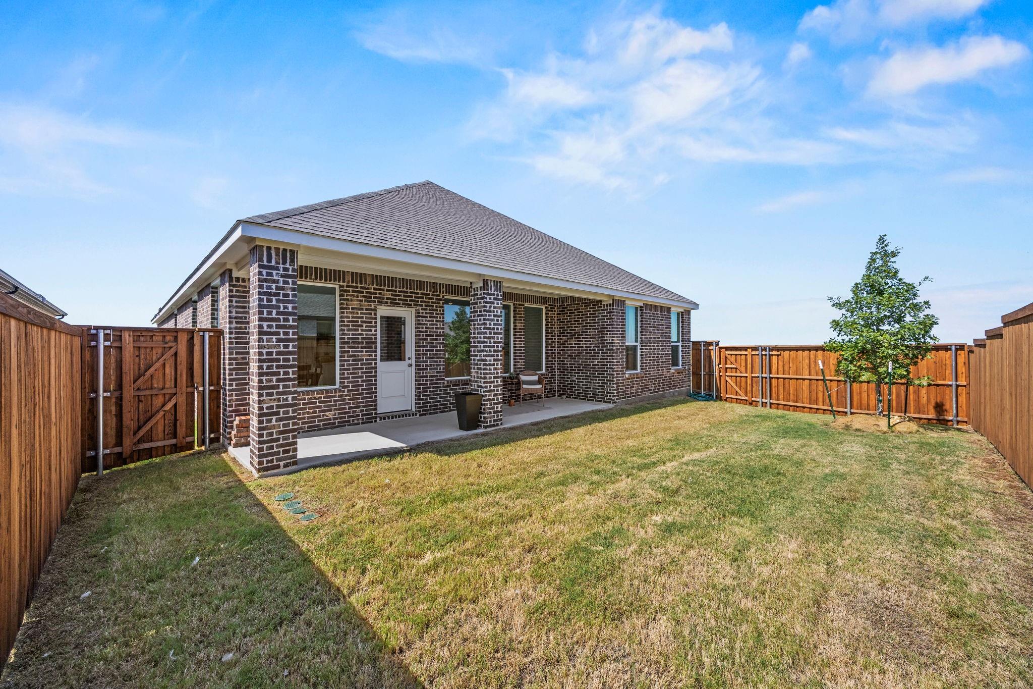 main property photo 24