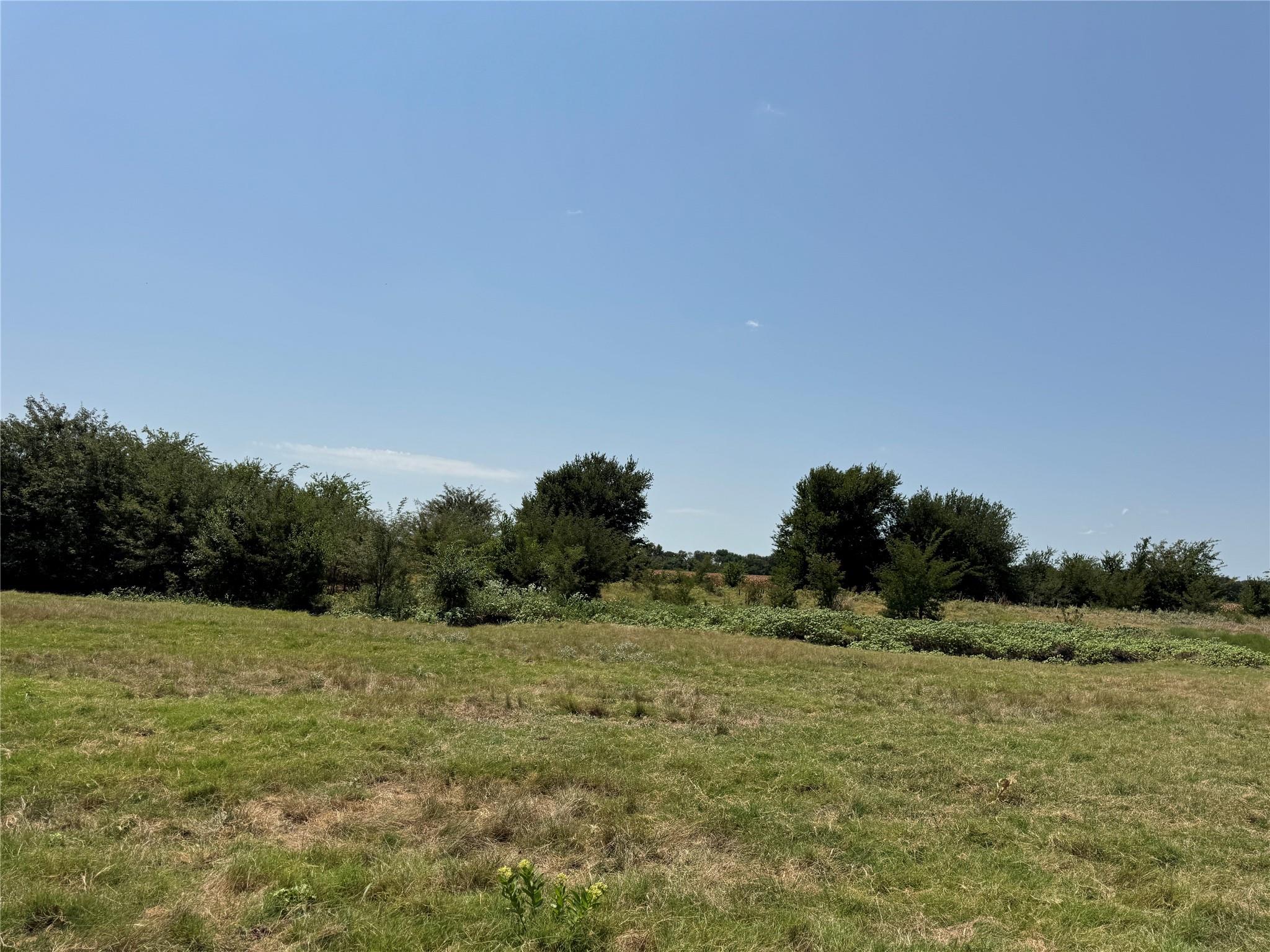 main property photo 18