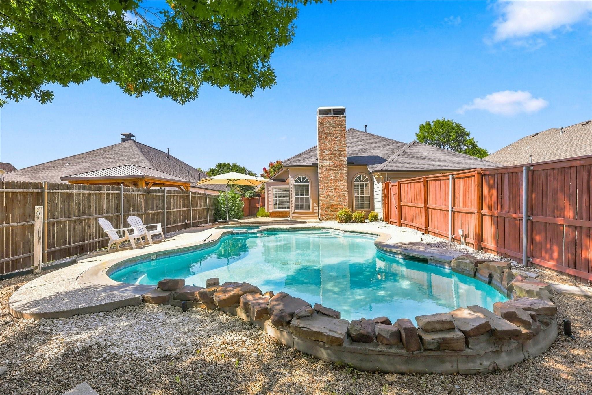 main property photo 30