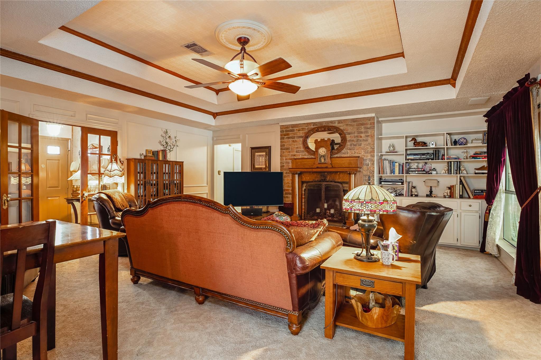 main property photo 13