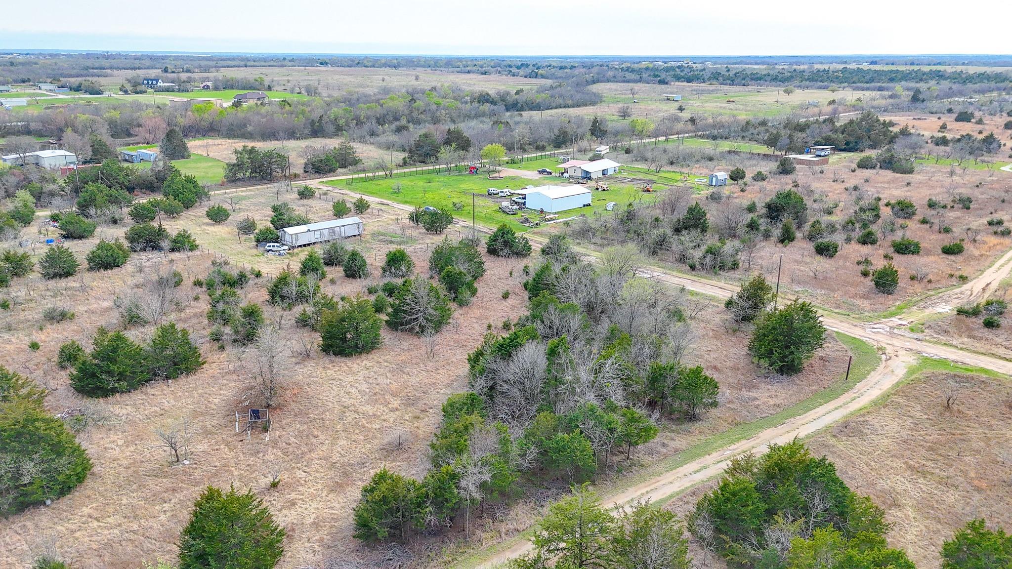 main property photo 10