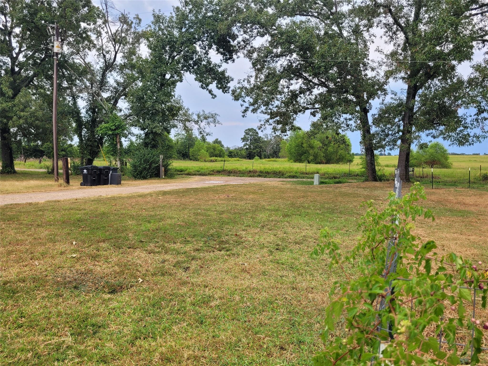 main property photo 7