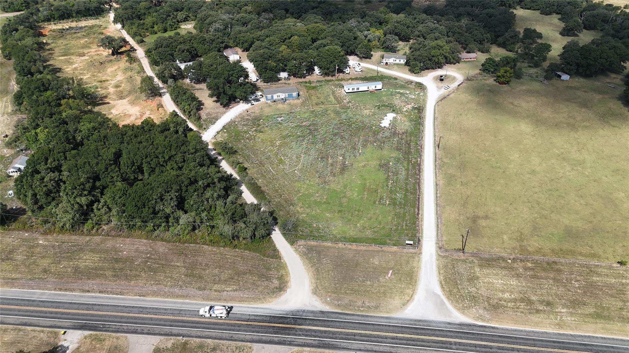 main property photo 0