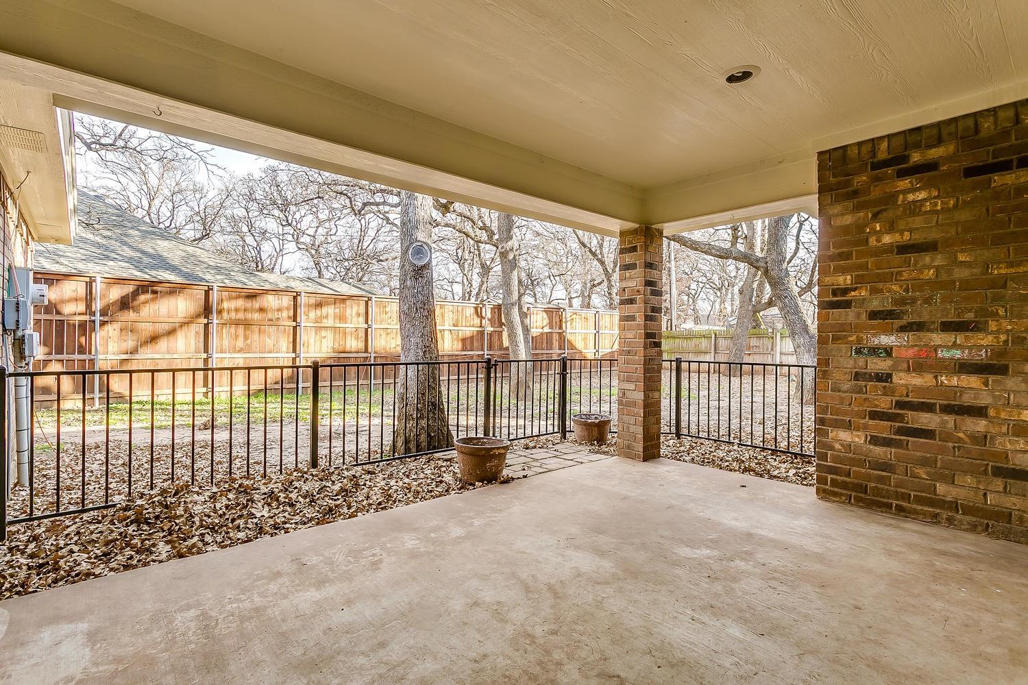 main property photo 35