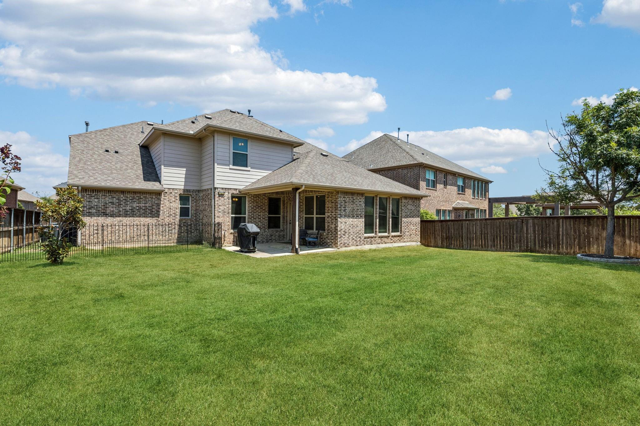 main property photo 33