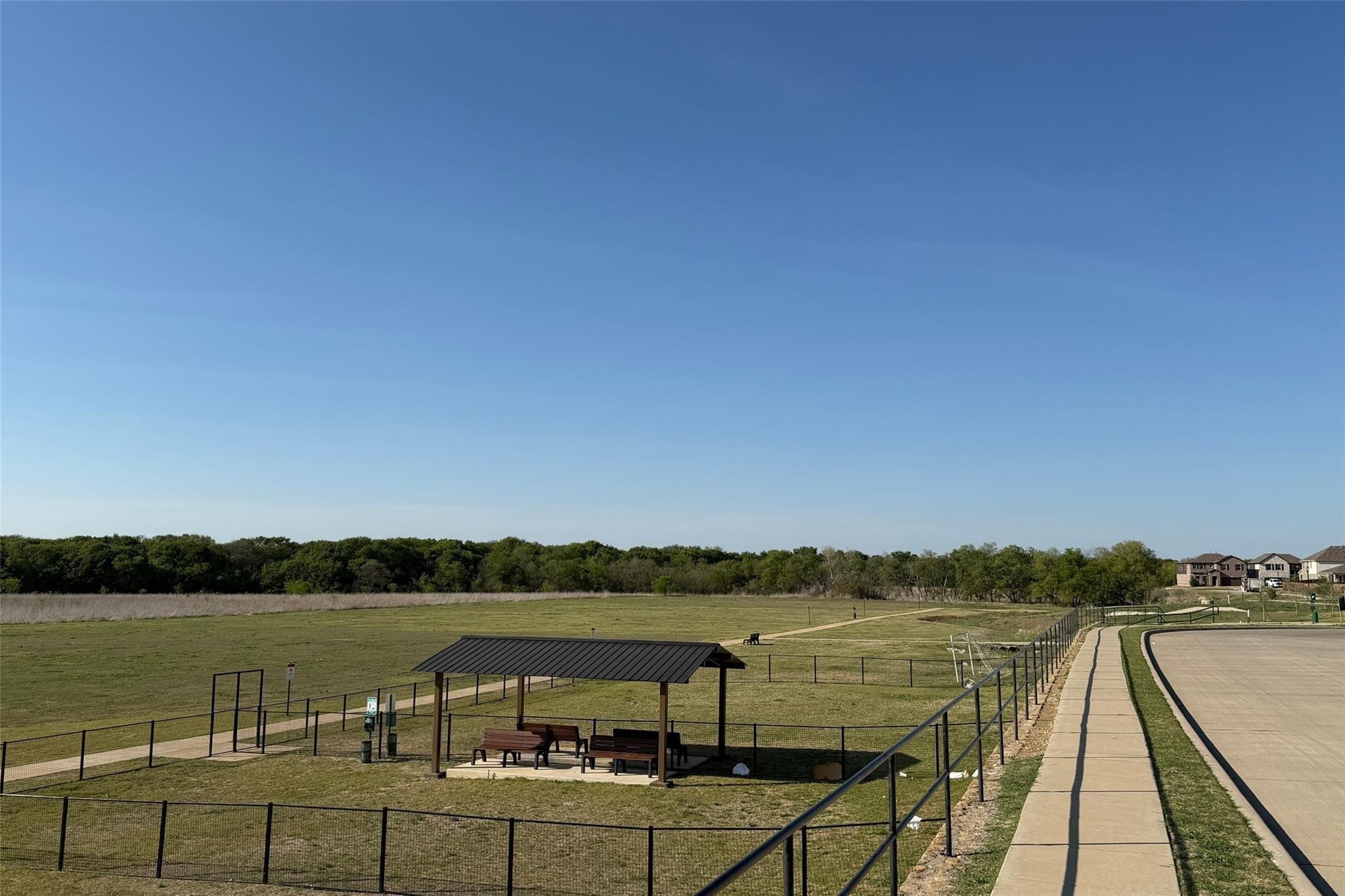 main property photo 37